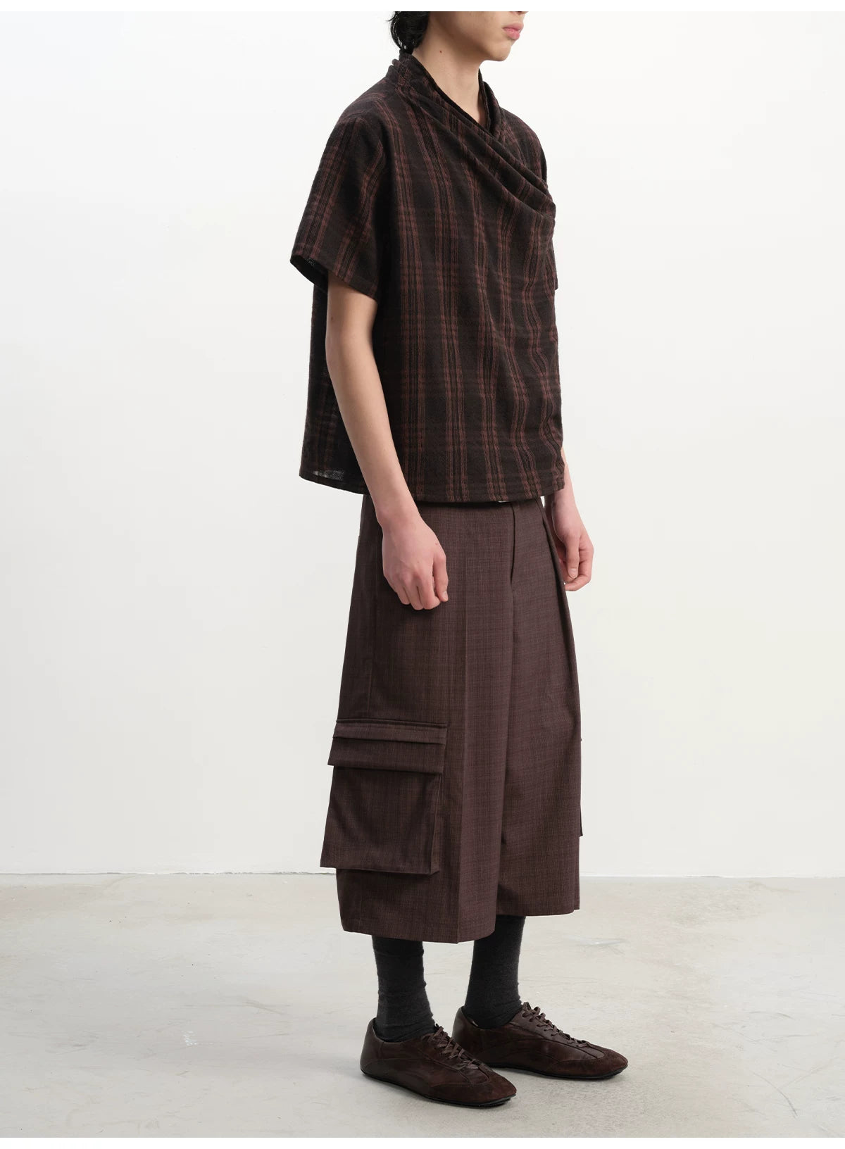 Pleated Cross Collar Plaid Tee
