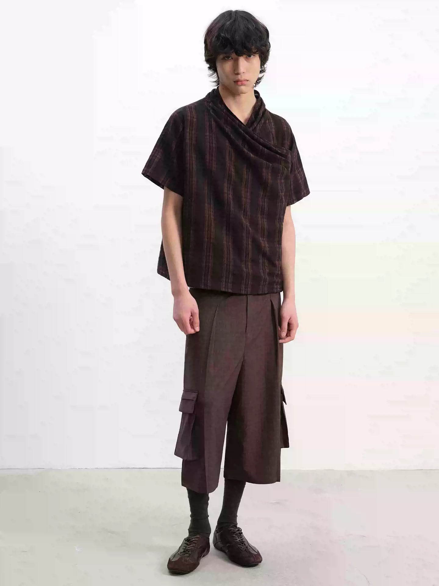 Pleated Cross Collar Plaid Tee