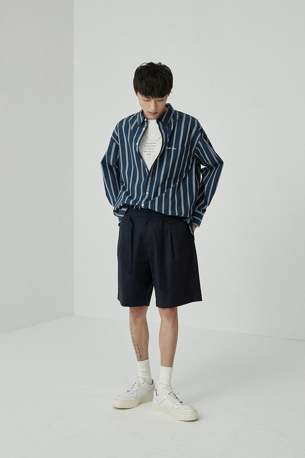 Draped Drawstring Elastic Waist Pleated Shorts