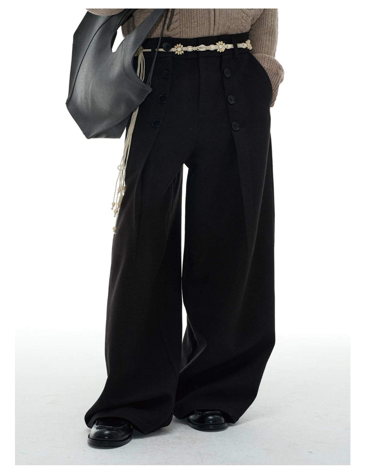 Pleated Wool Resin Button Pants