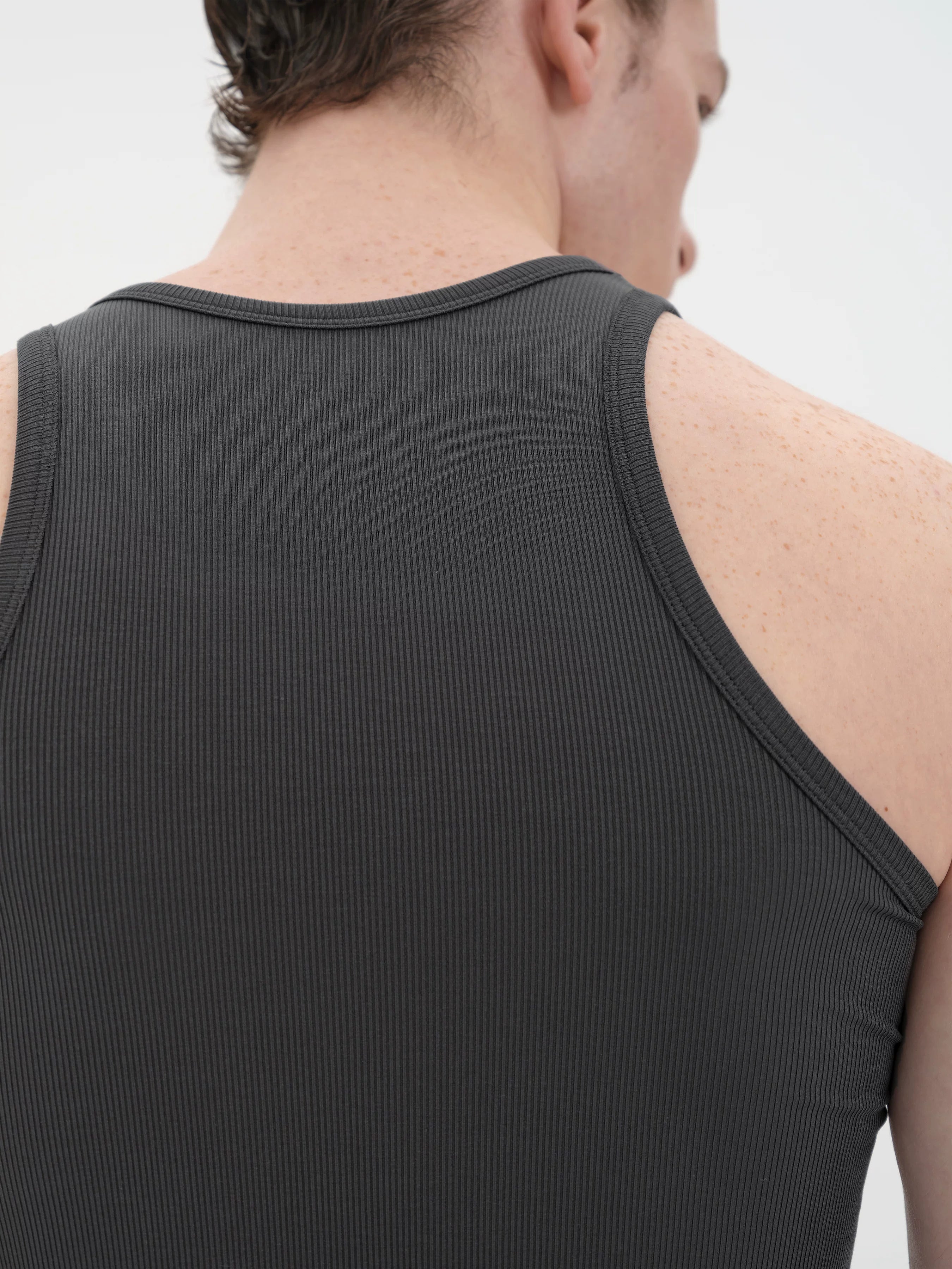 Flattering Lightweight Narrow Collar Vest