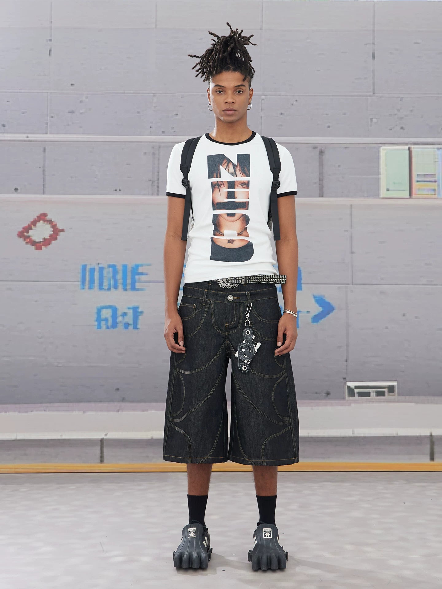Bat Embroidered Double Waist Denim Shorts