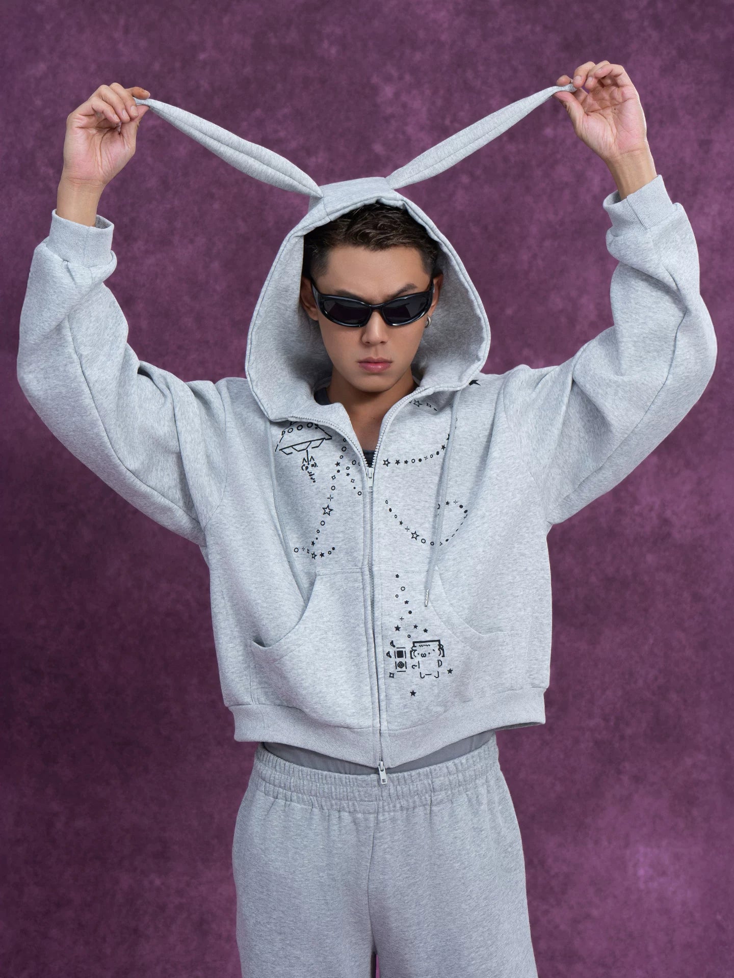Men's Gray Bunny Ears Printed Hoodie