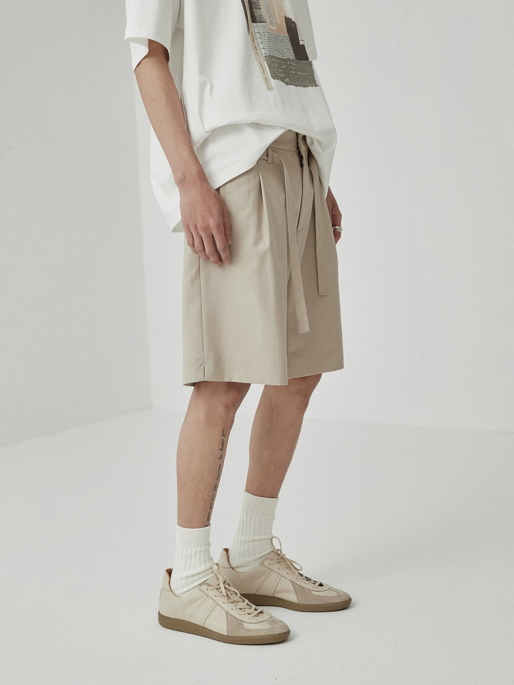 Draped Drawstring Elastic Waist Pleated Shorts
