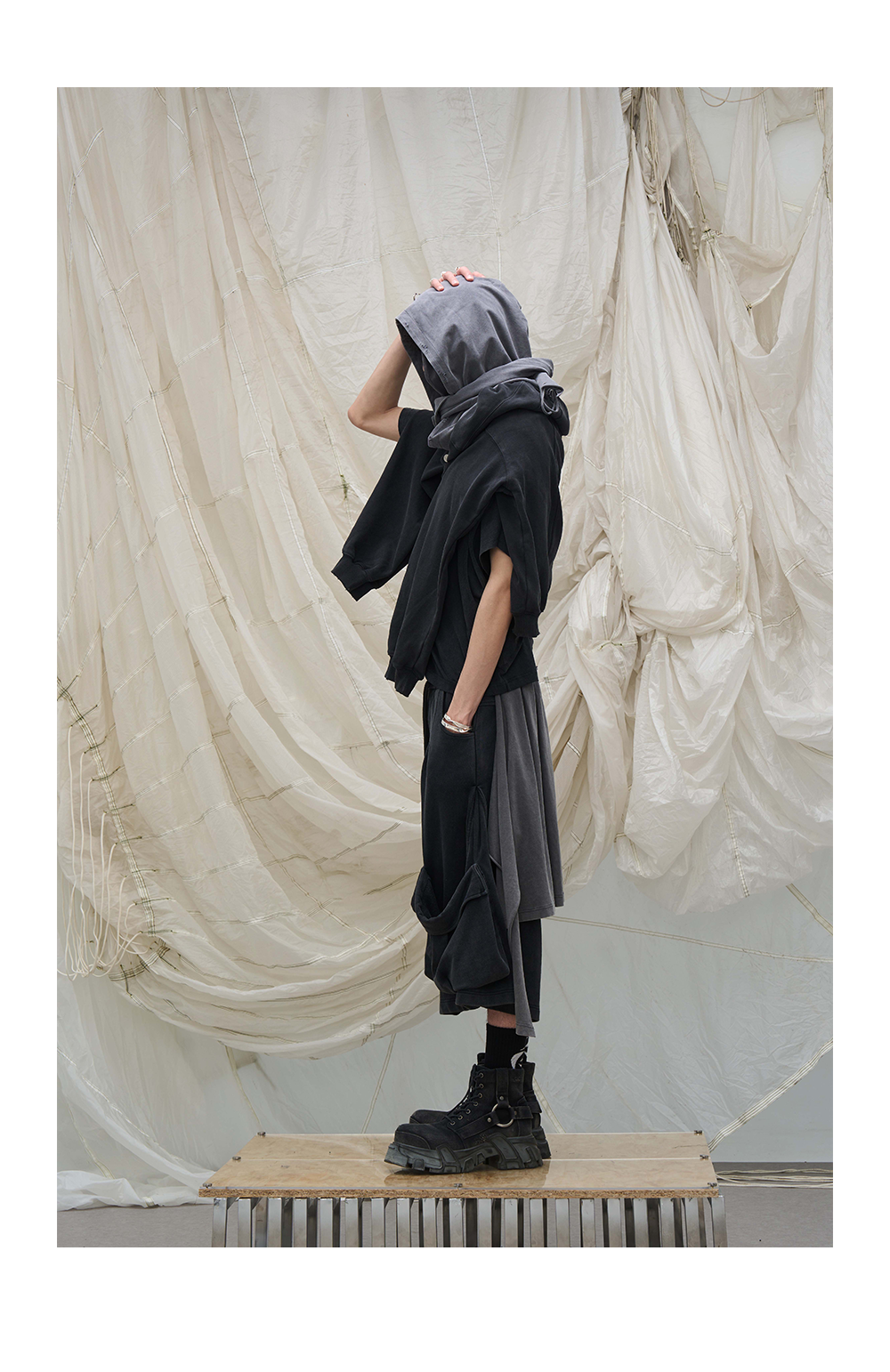 Cropped Washed Detachable Pocket Sweatpants