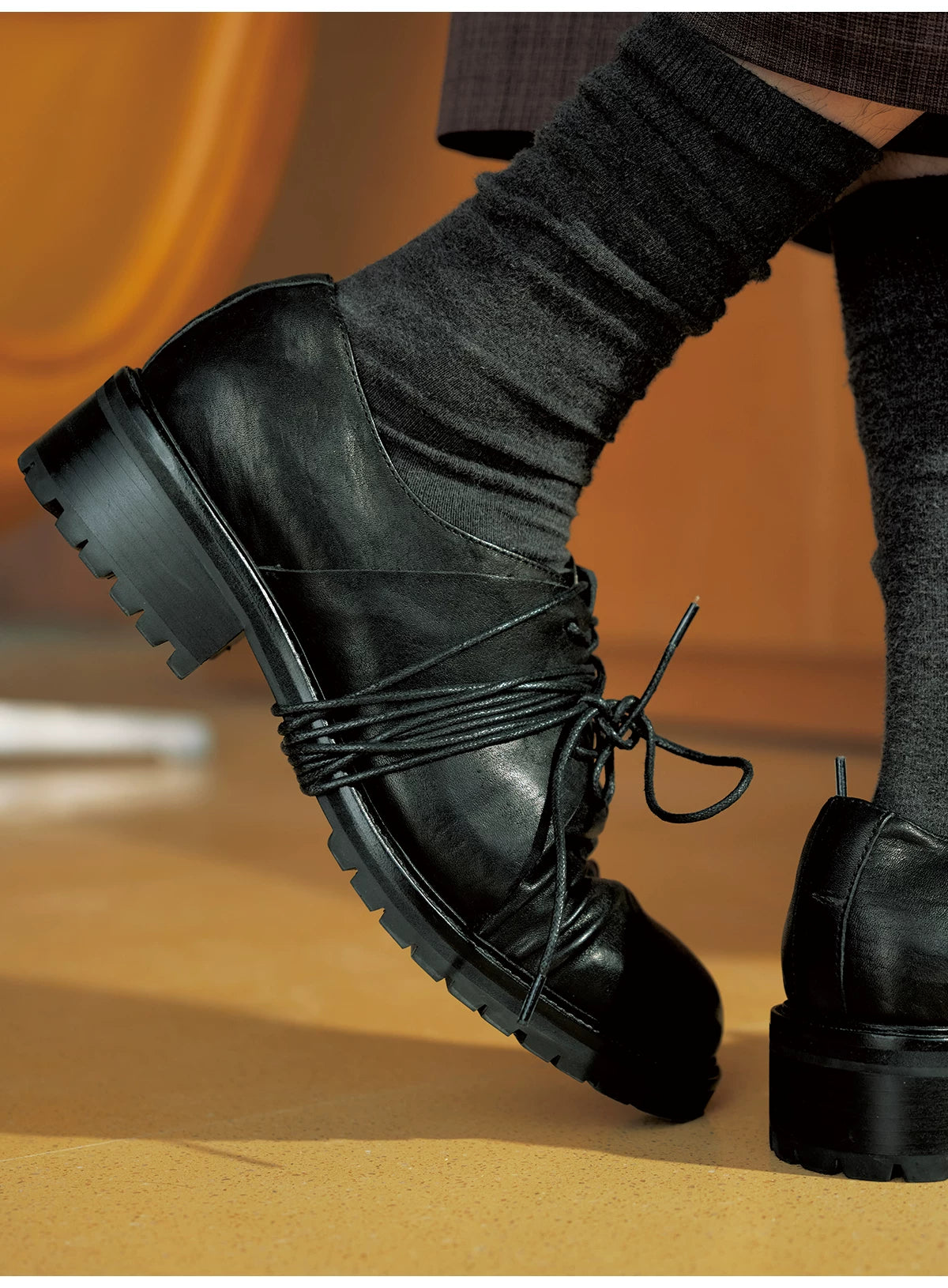 Pleated Strap Horse Lined Derby Shoes