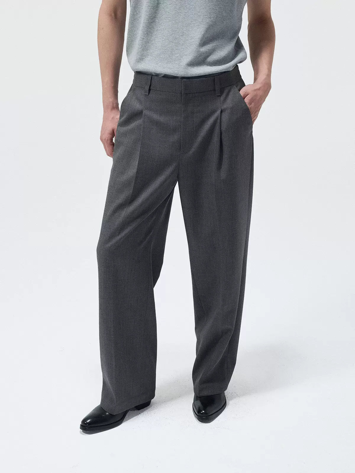Merino Wool Pleated Elastic Waist Pants