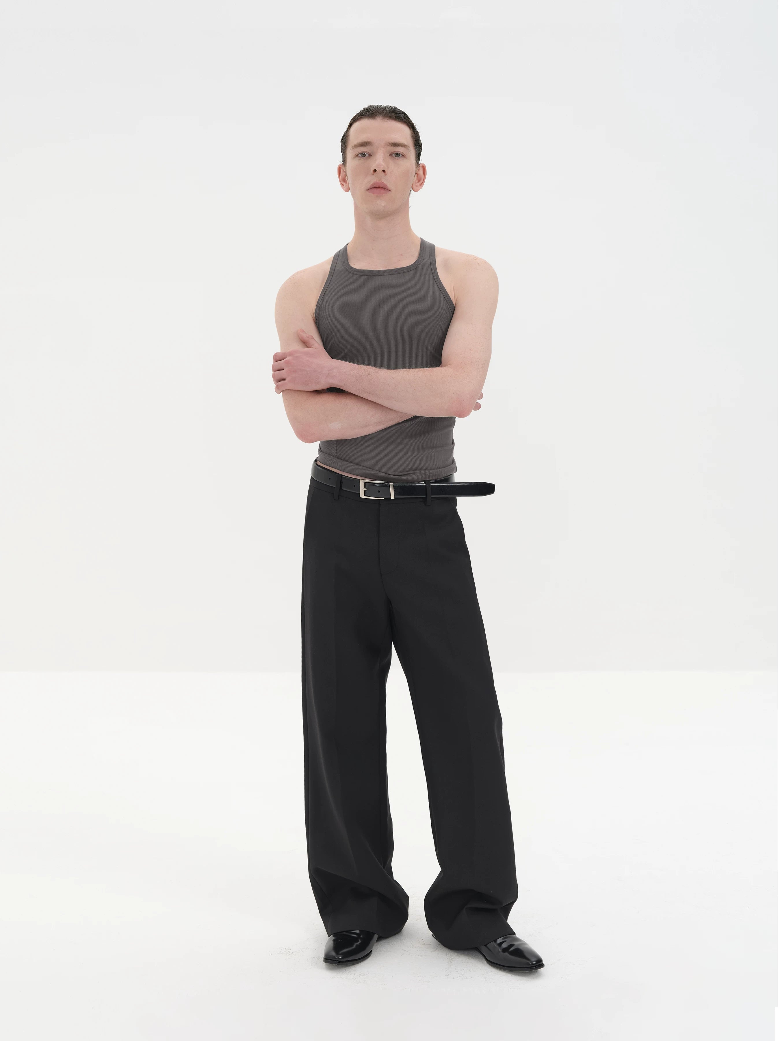 Flattering Lightweight Narrow Collar Vest