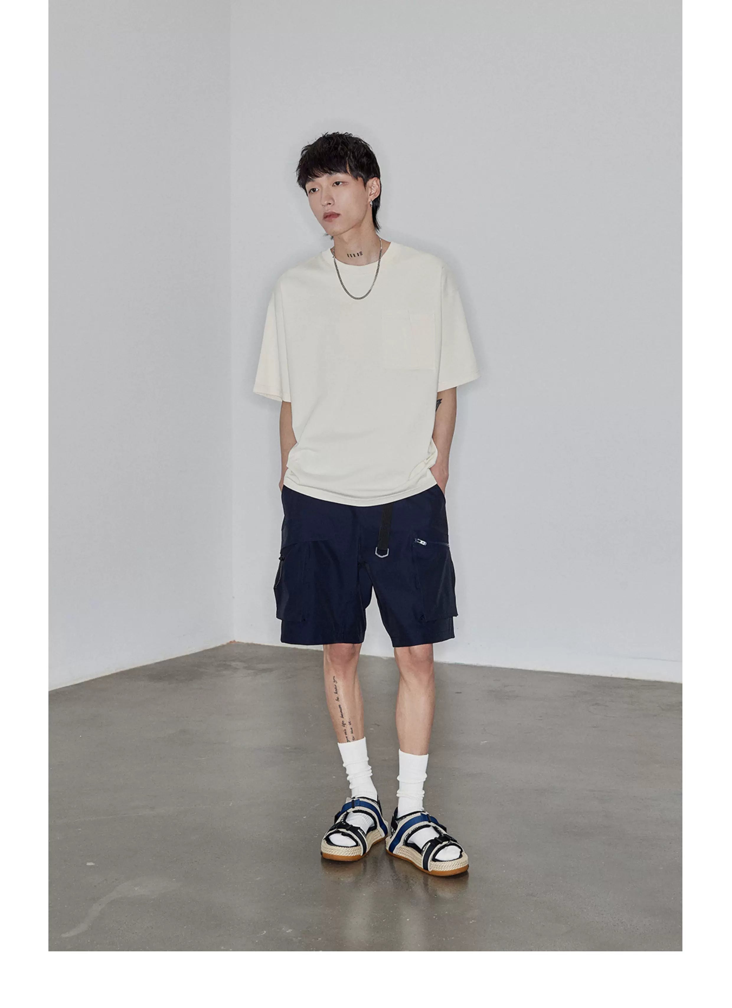 Magnetic Belted Elastic Multi-pocket Shorts