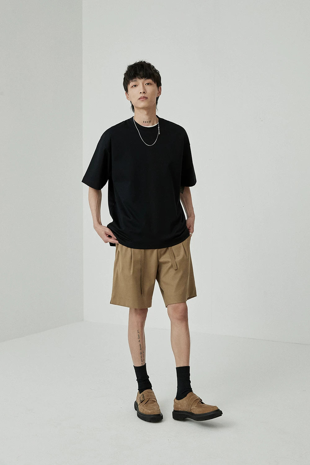 Draped Drawstring Elastic Waist Pleated Shorts