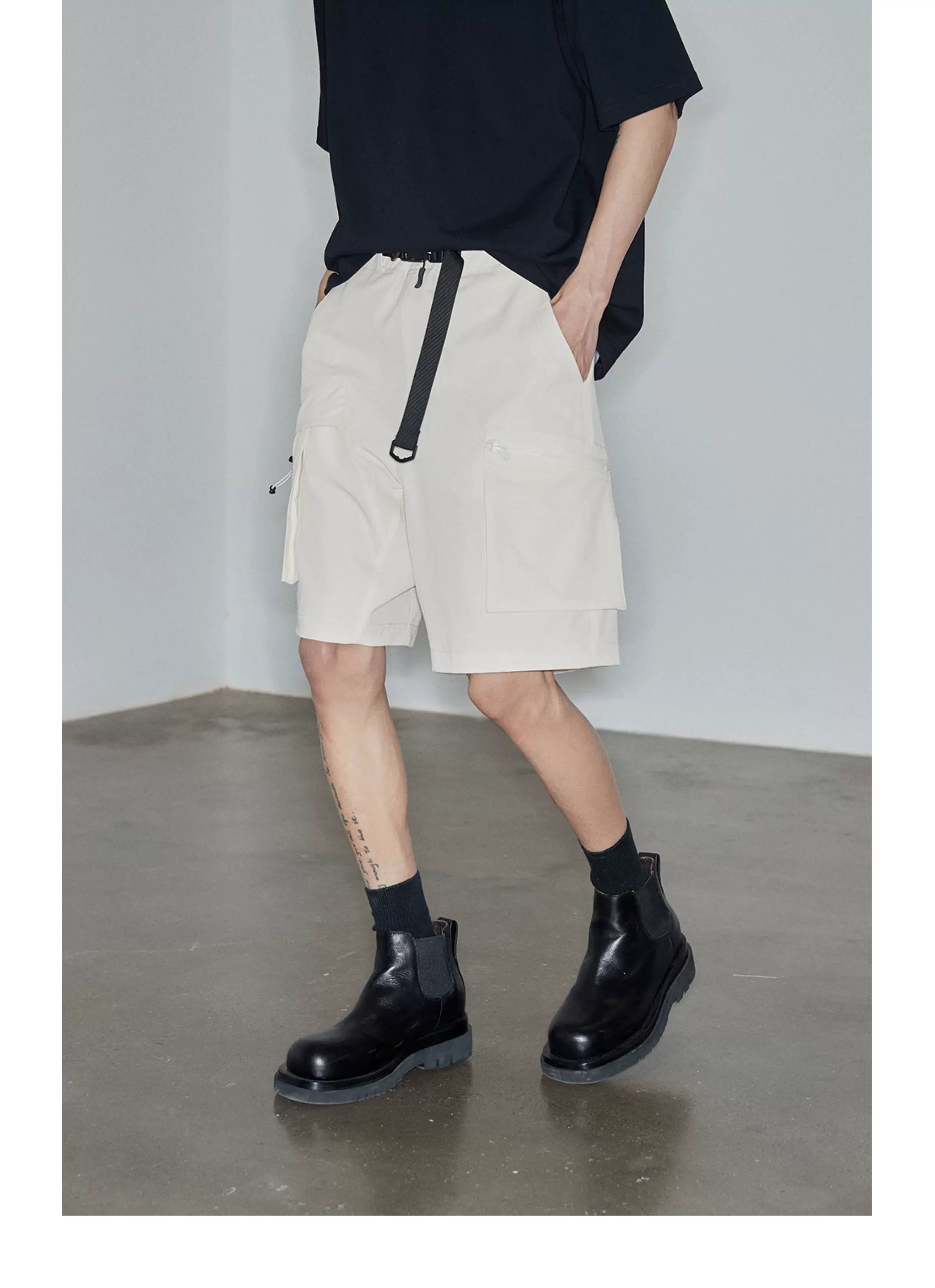 Magnetic Belted Elastic Multi-pocket Shorts