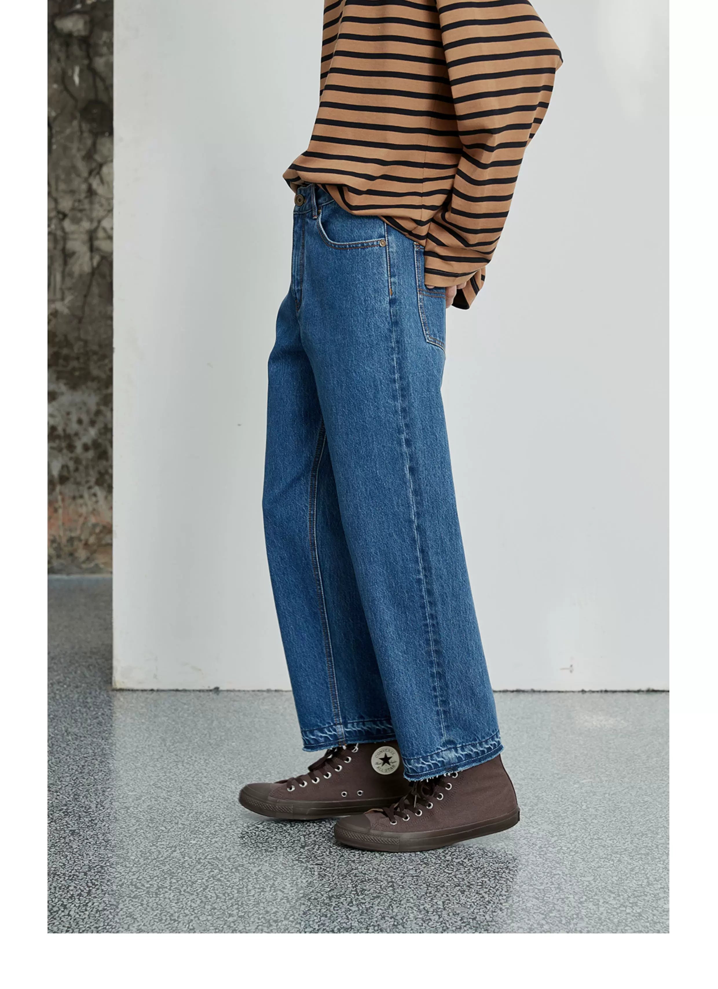 Vintage Washed Distressed Straight Cropped Jeans