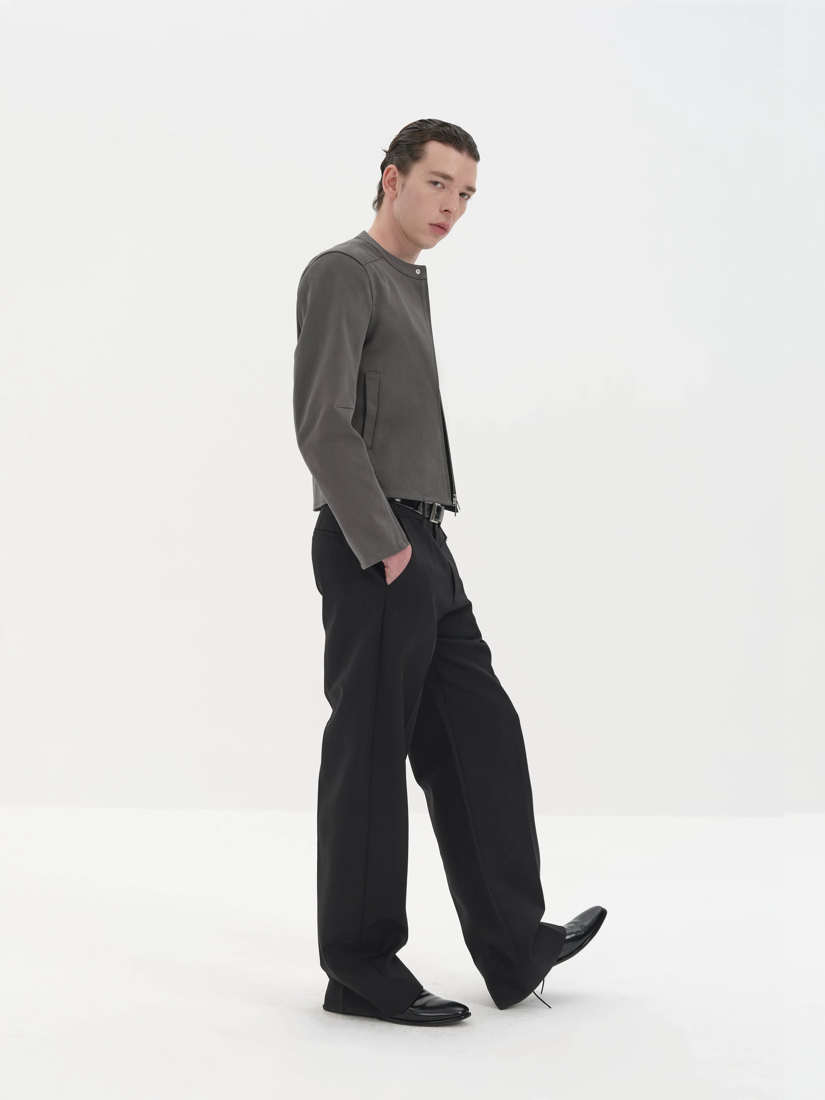 Pointed Toe Pleated Leather Derby Shoes