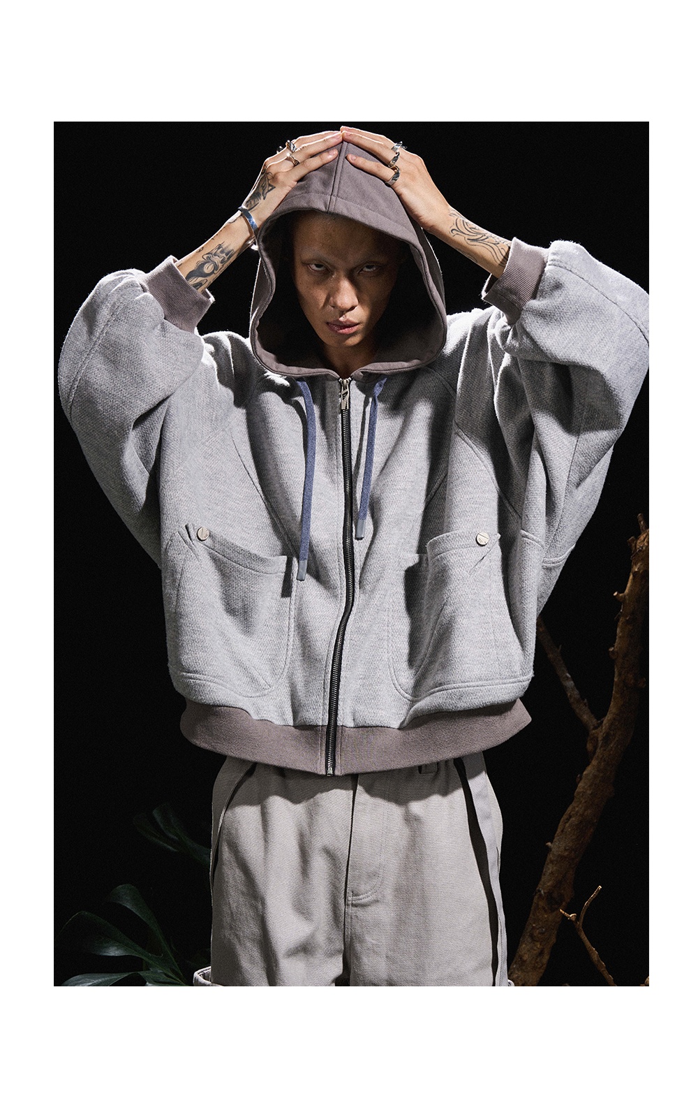 Batwing Sleeve Paneled Zip Knit Sweatshirt