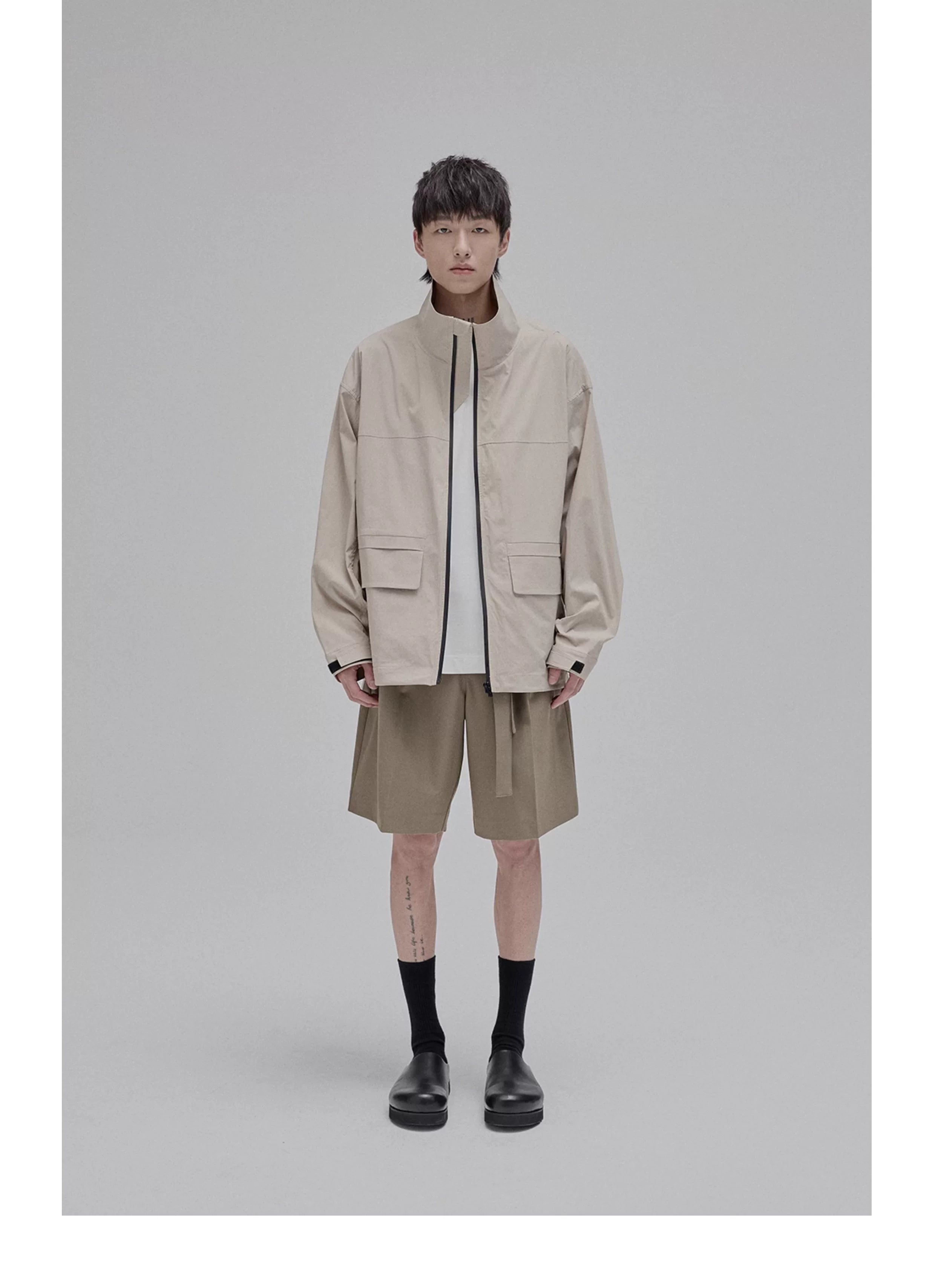 Draped Drawstring Wide Shorts
