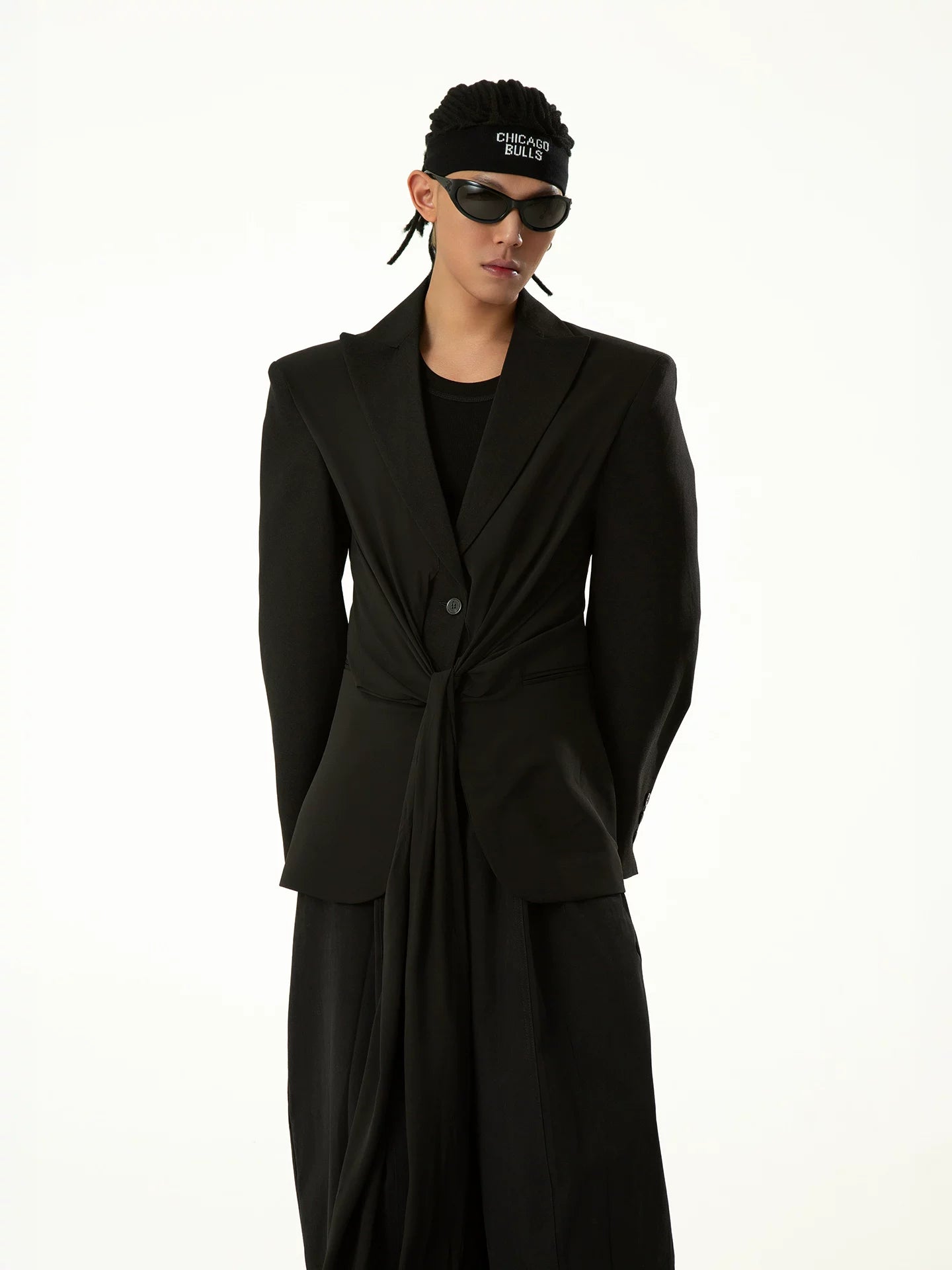Black Wool Ribbon Pleated Waist-Tailored Blazer