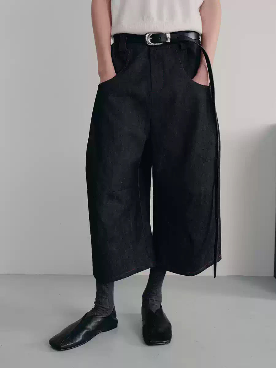 Pleated Curved Cropped Denim Shorts