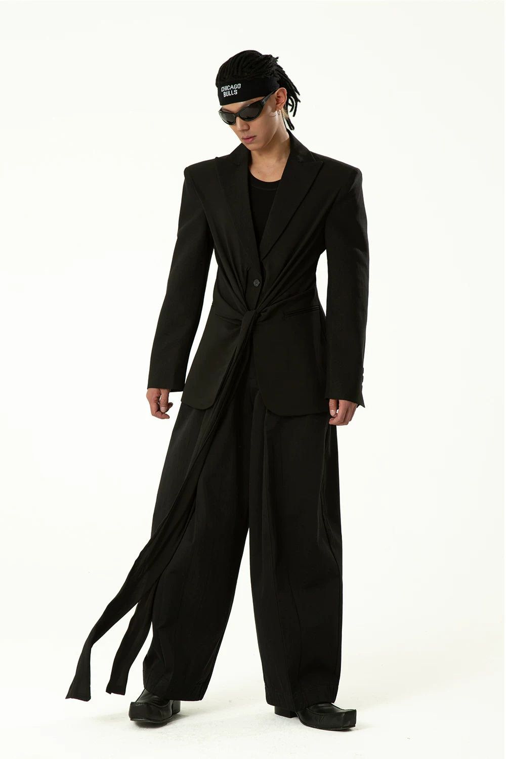 Black Wool Ribbon Pleated Waist-Tailored Blazer