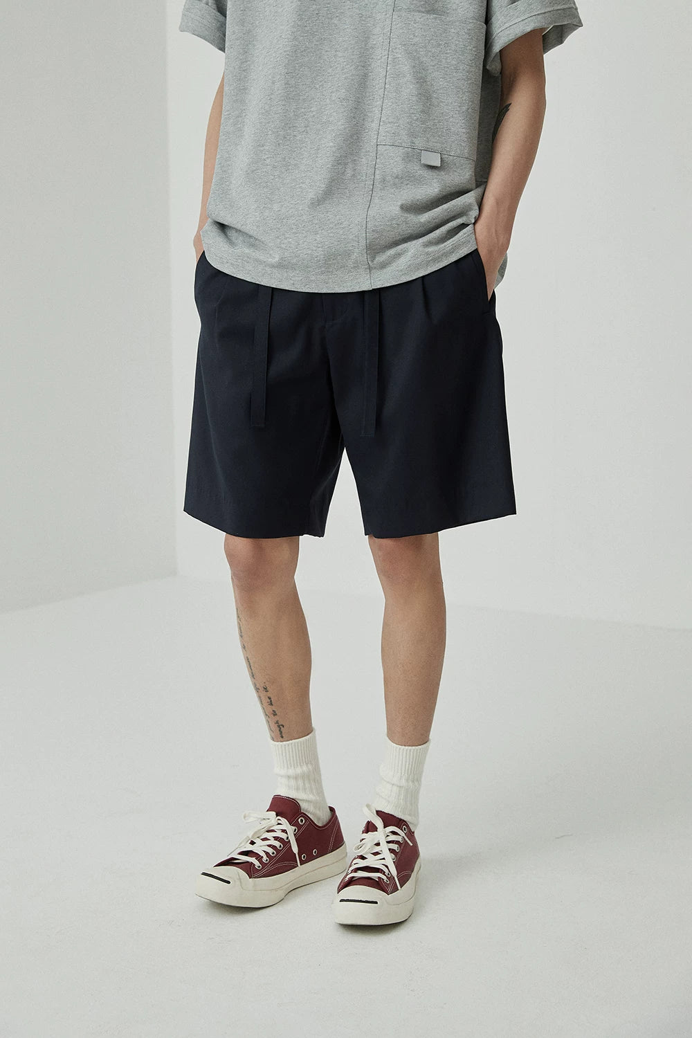 Draped Drawstring Elastic Waist Pleated Shorts