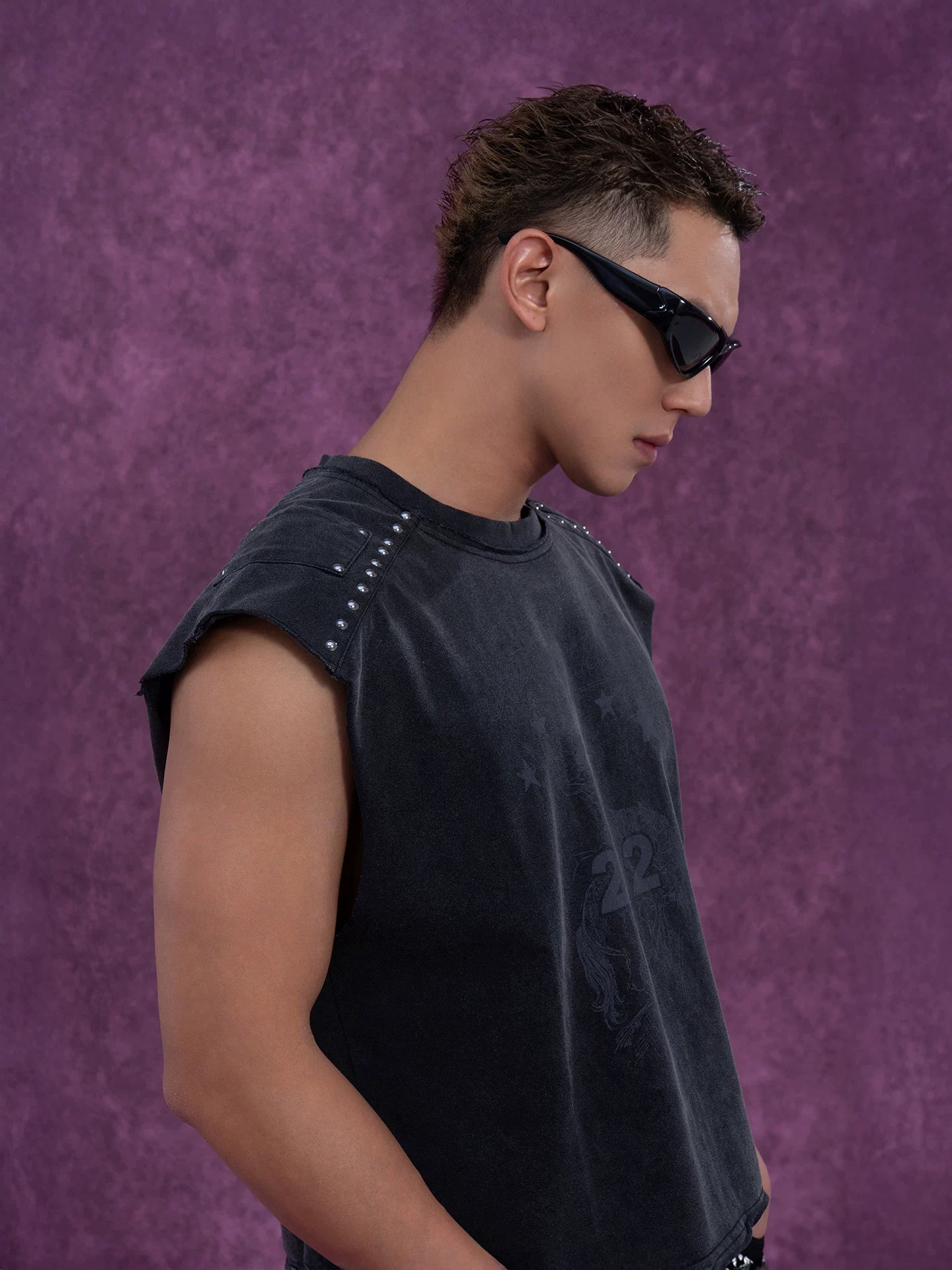 Men's Gray Rivet Print Tank Tops