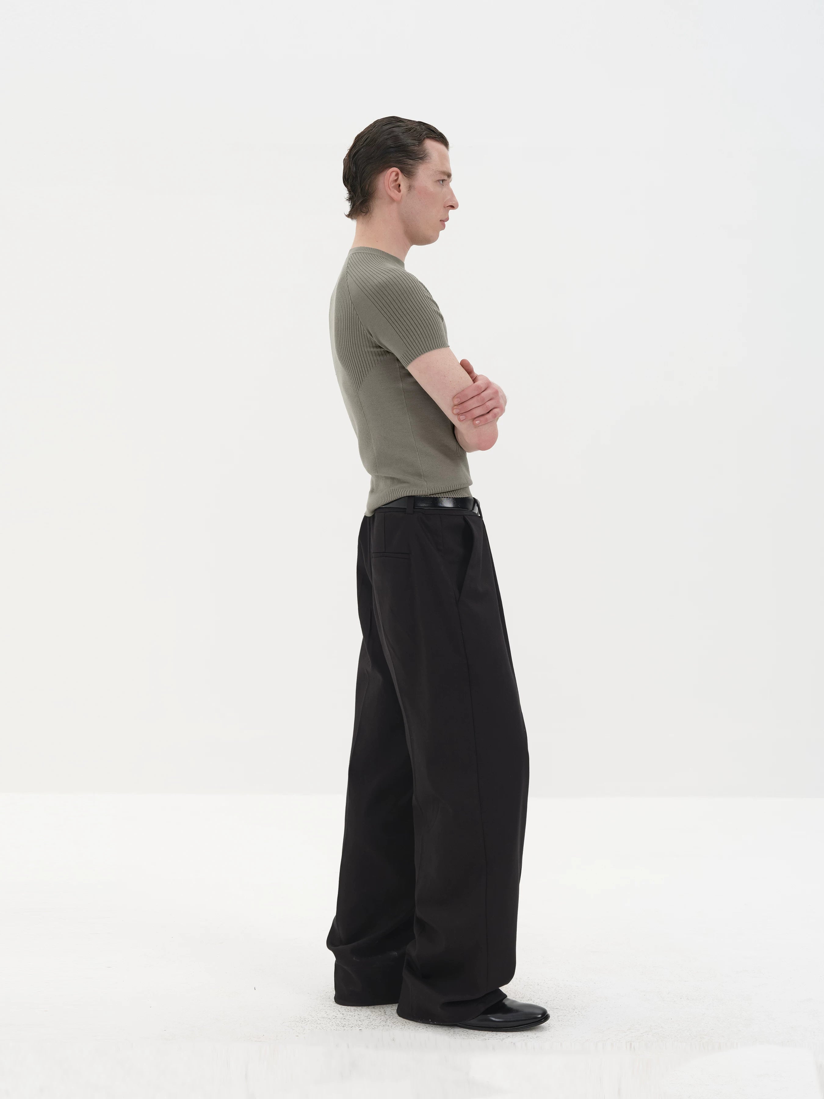 Lightweight Ribbed Short Sleeves