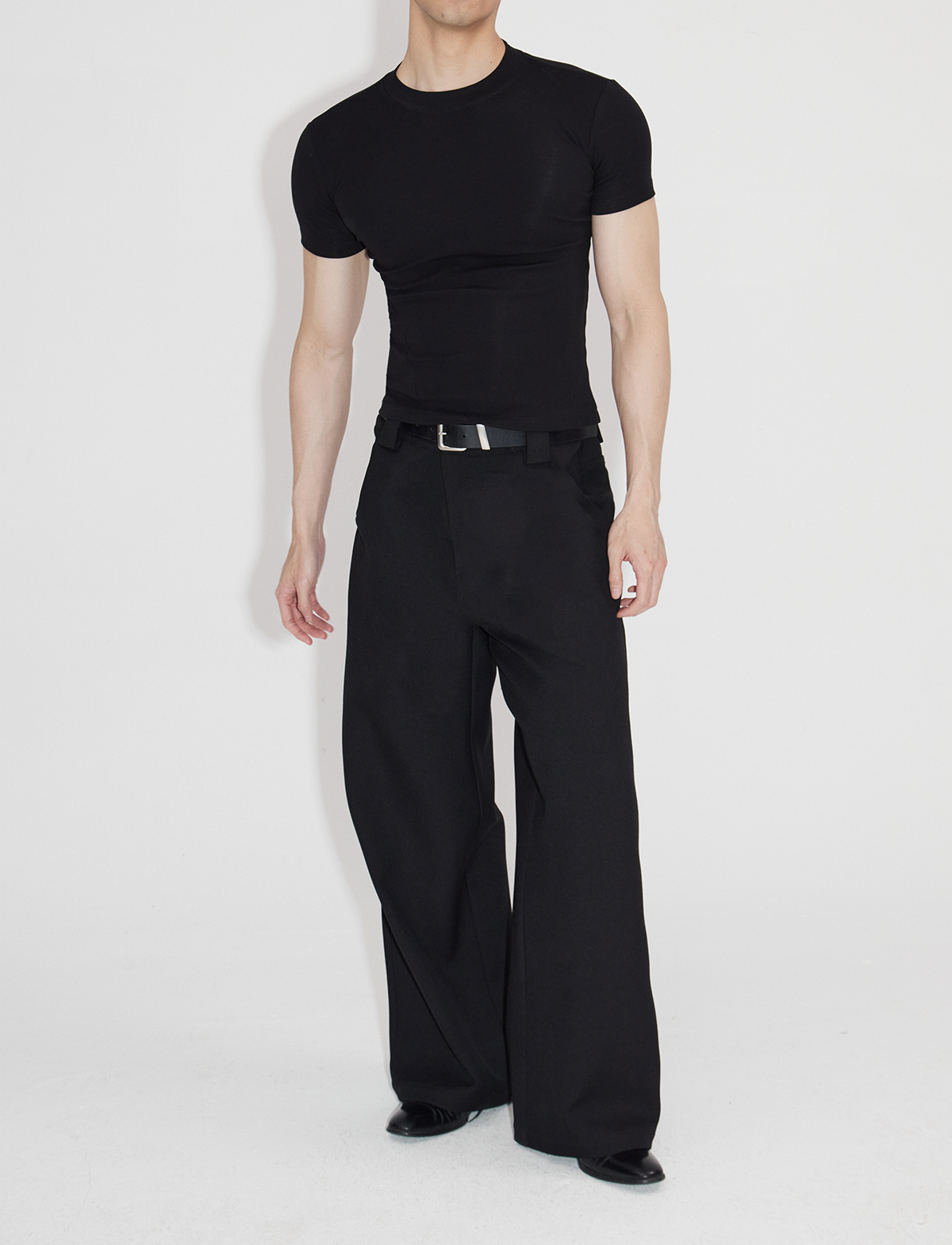 Fitted Short Sleeve Tees