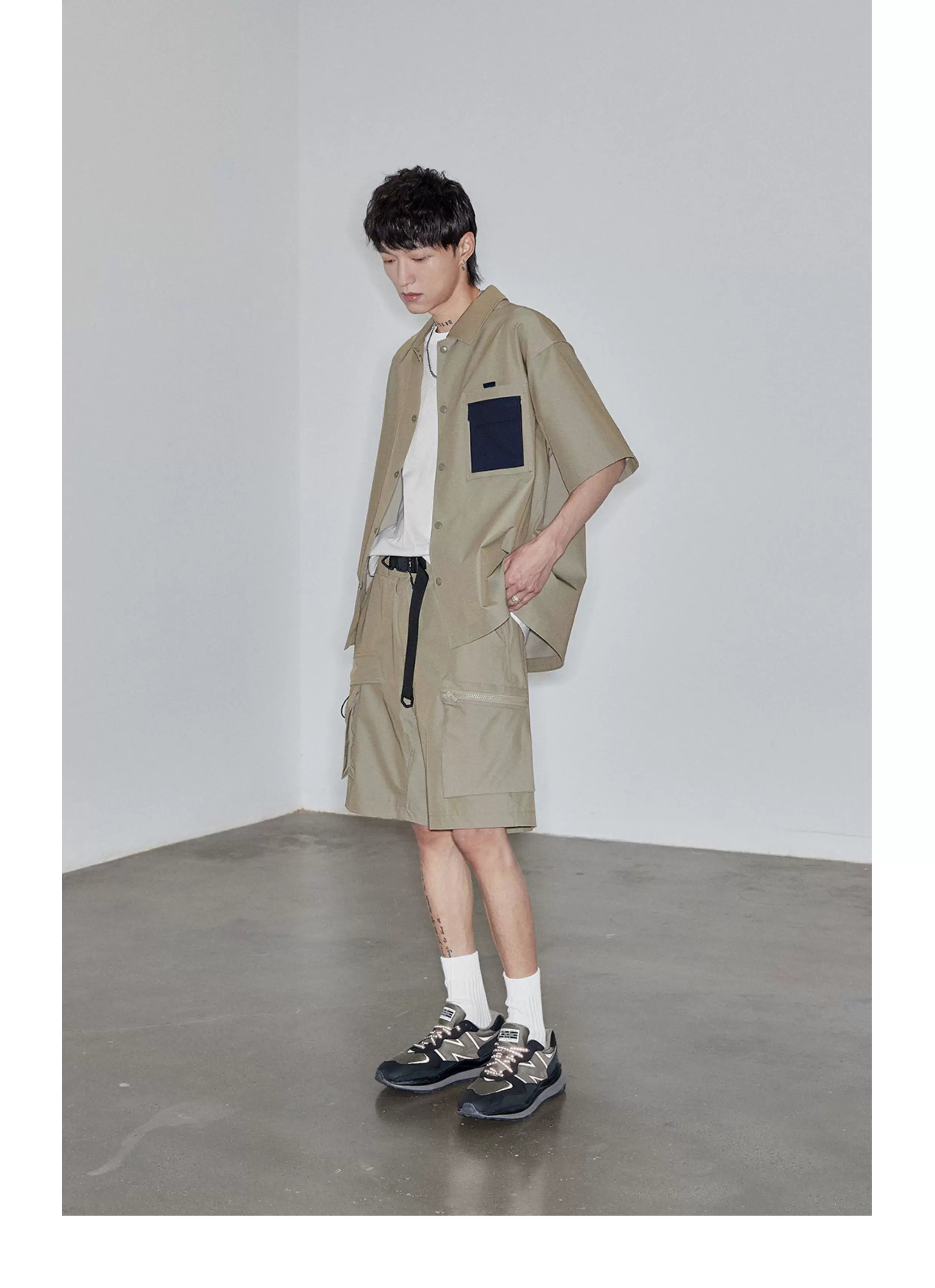 Magnetic Belted Elastic Multi-pocket Shorts