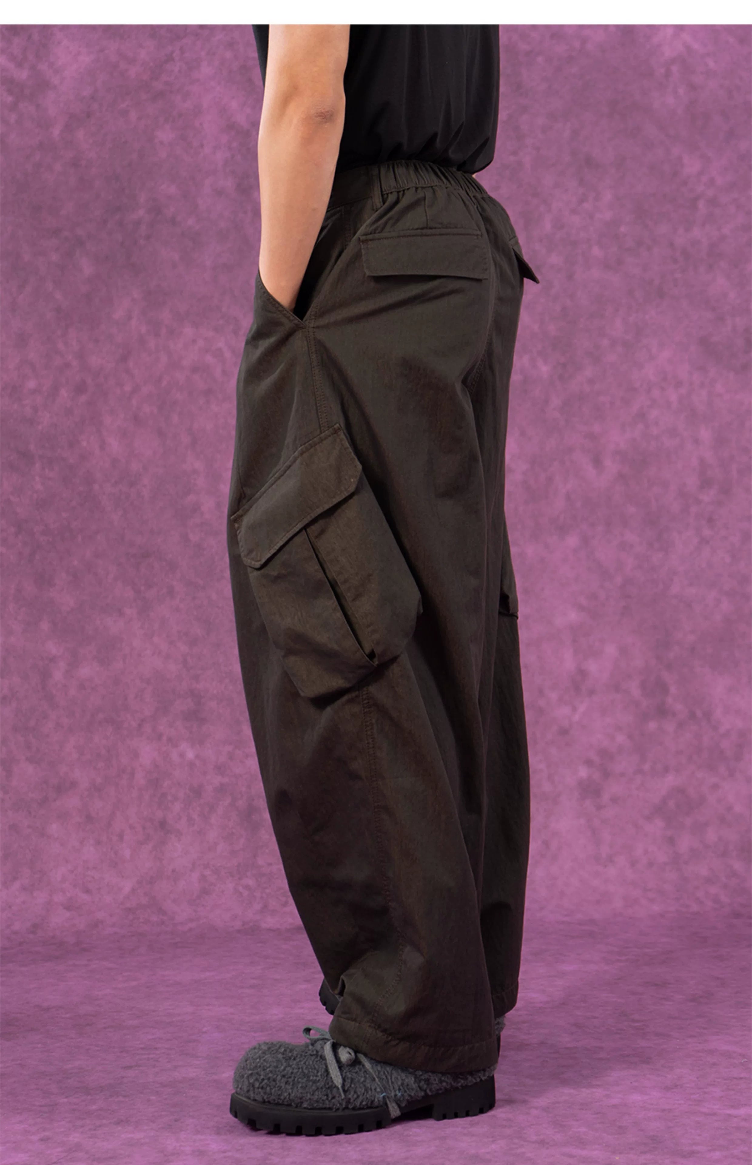 Men's Beige Loose Curved Cargo Pants