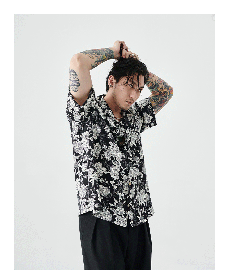 Vintage Hawaiian Camellia Short Sleeve Shirt
