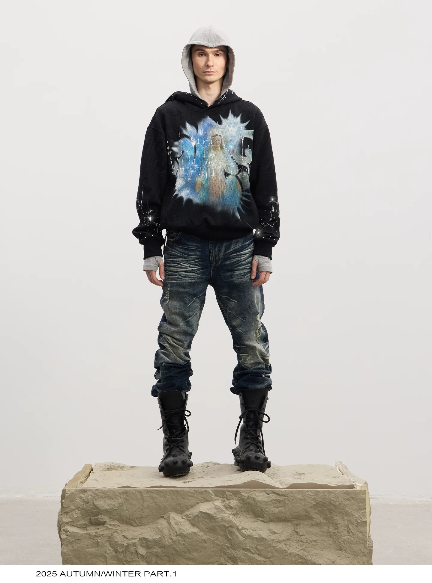 Curved Leg Stretchy Washed Distressed Jeans