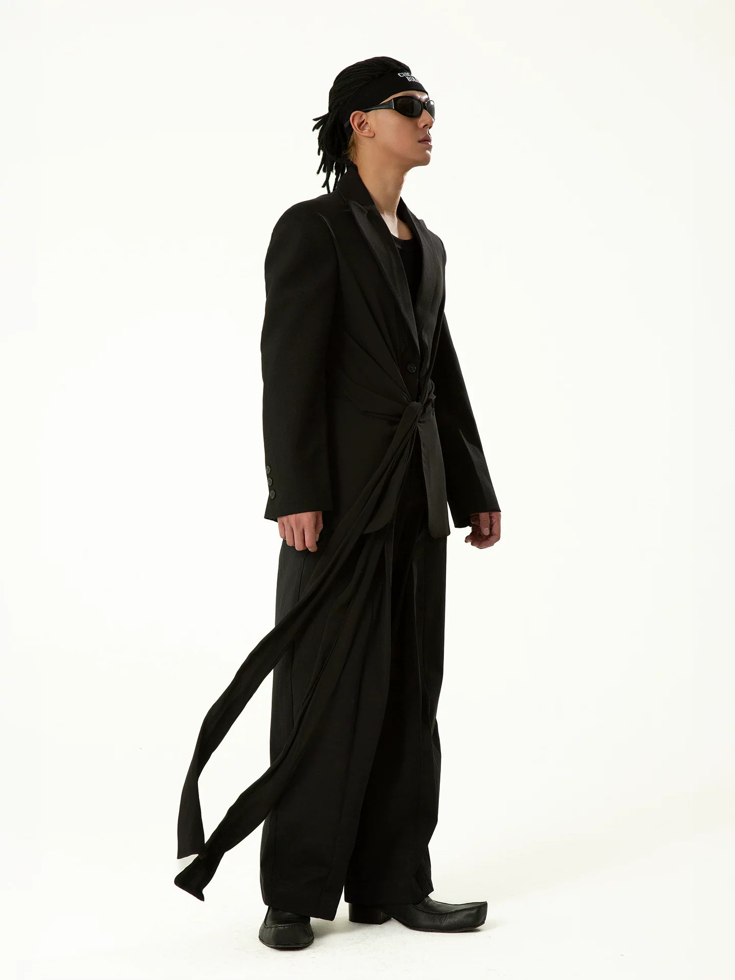 Black Wool Ribbon Pleated Waist-Tailored Blazer
