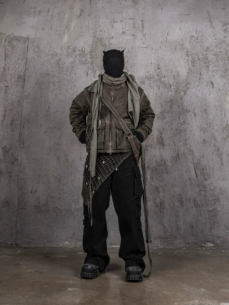 Wanderer Distressed Embroidered Dirty Dyed Parka