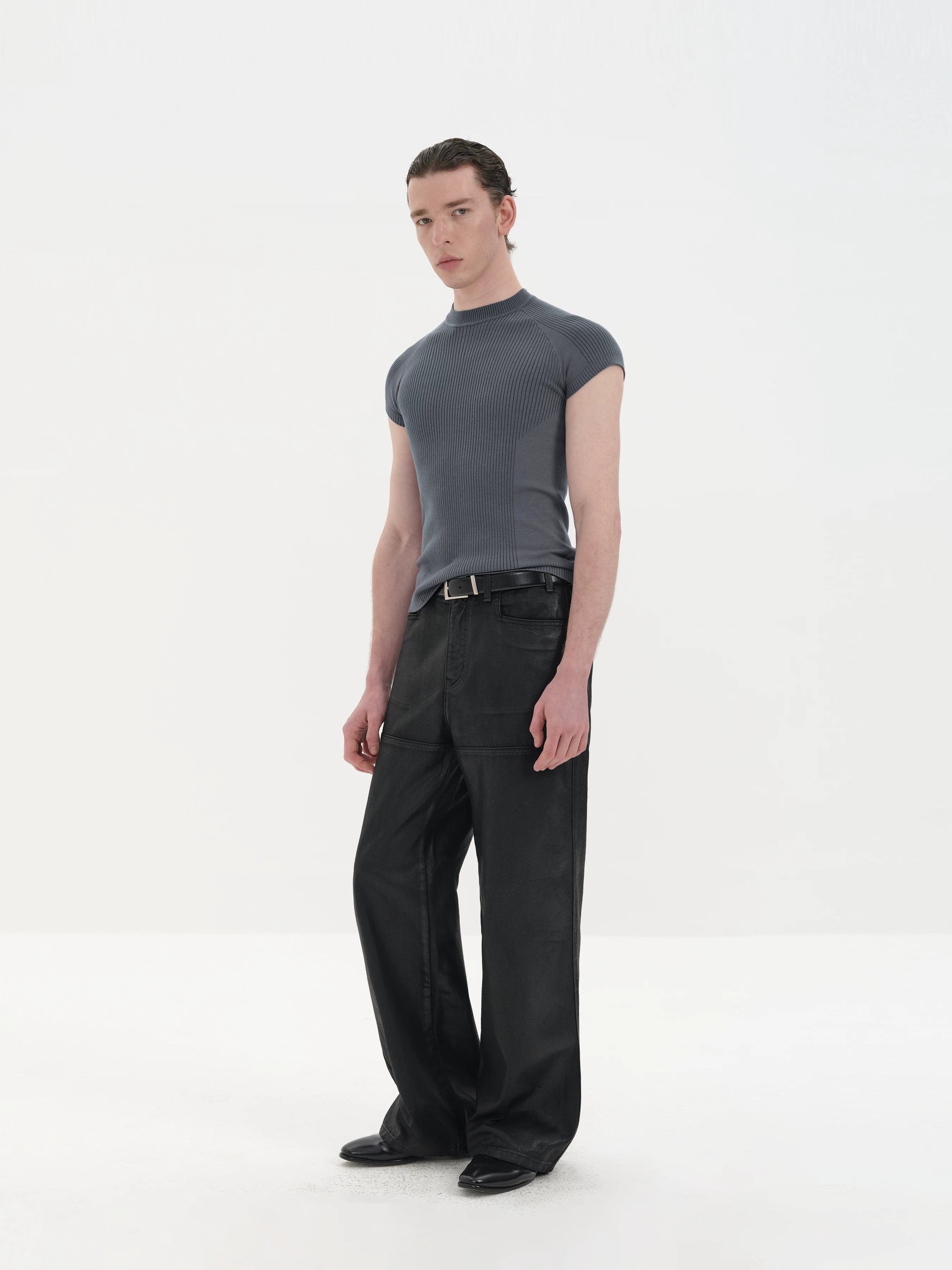 Lightweight Ribbed Short Sleeves