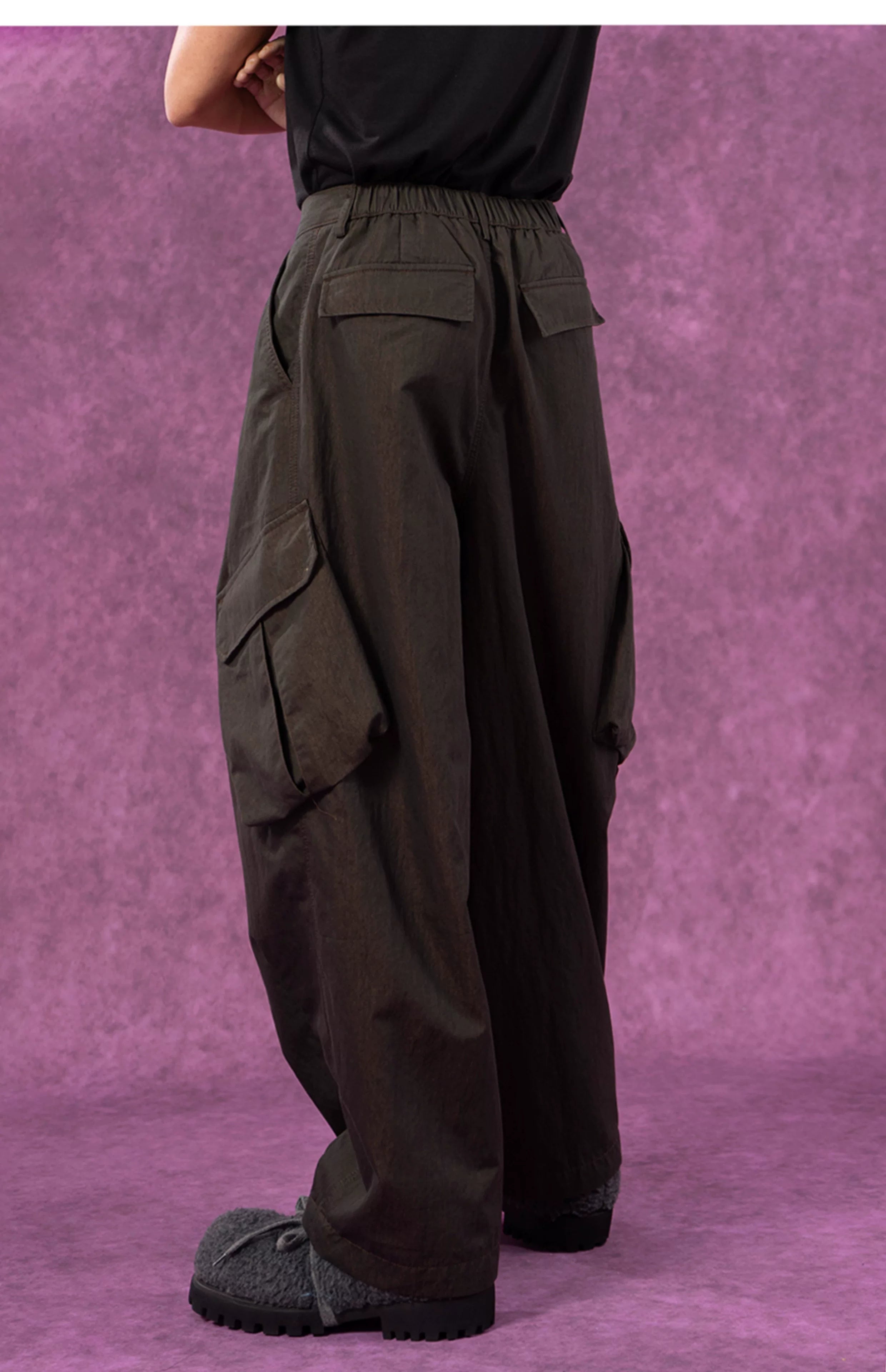 Men's Beige Loose Curved Cargo Pants