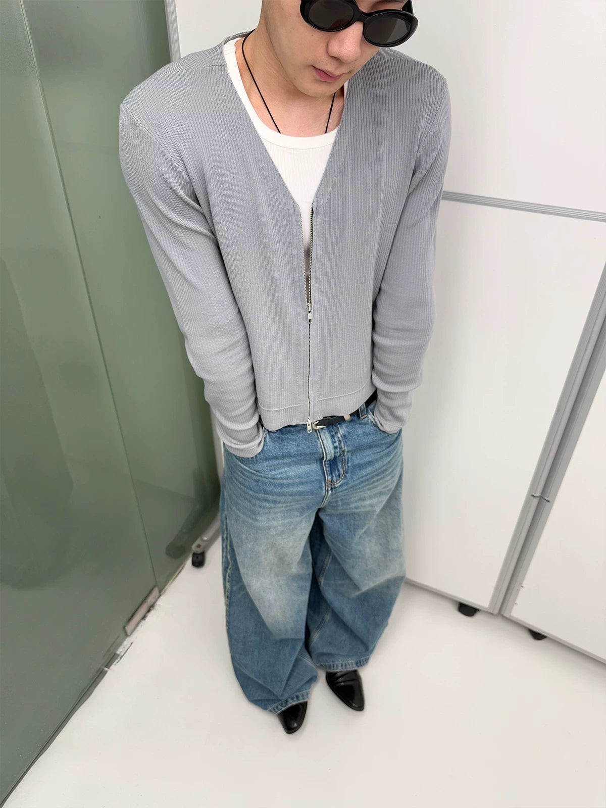 25SS V-Neck Zip Jacket