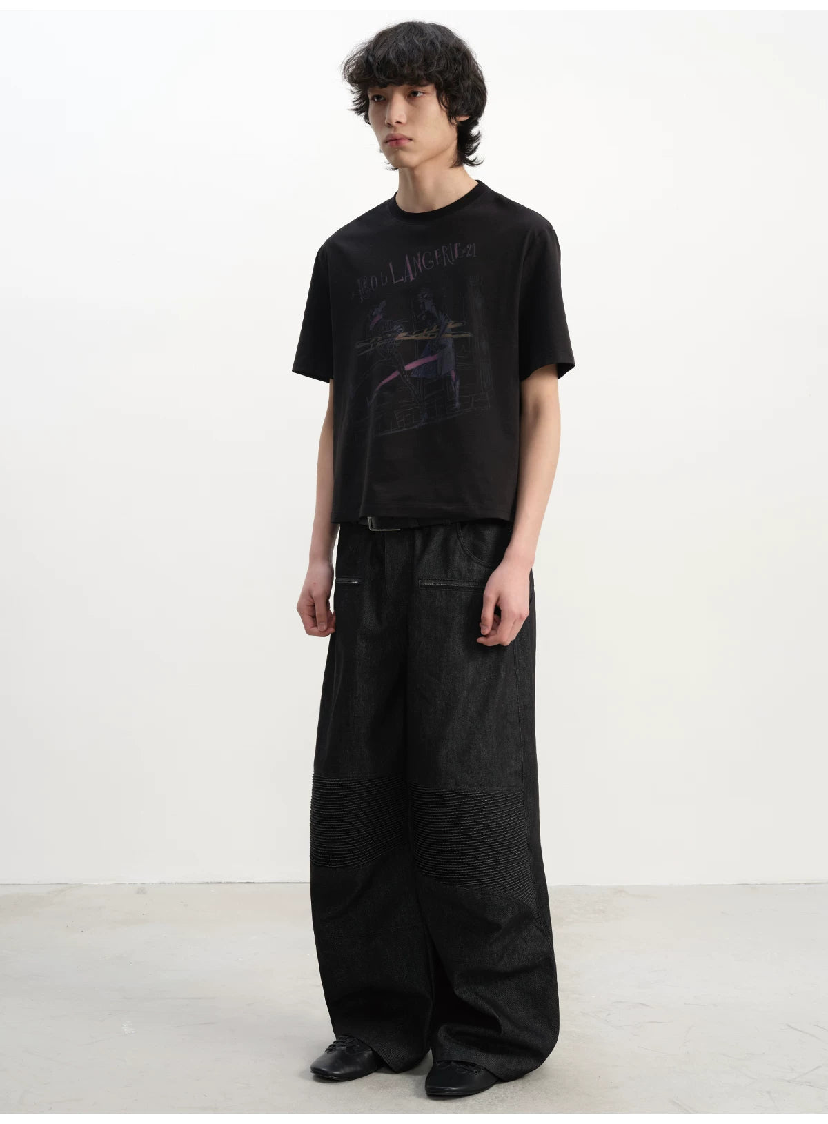 Baguette Print Textured Short-sleeve Tee