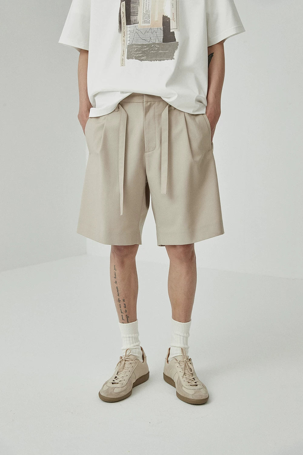 Draped Drawstring Elastic Waist Pleated Shorts