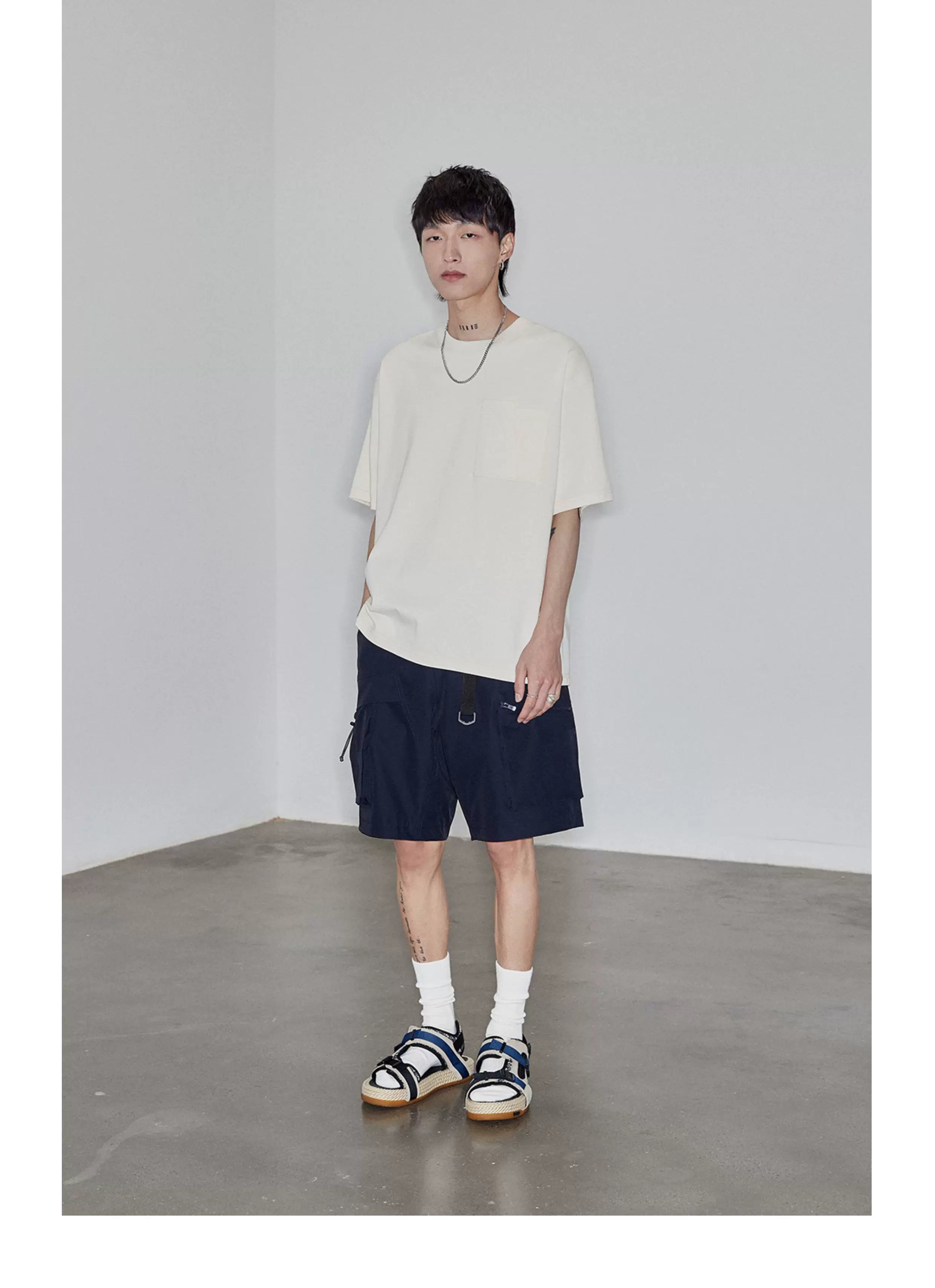 Magnetic Belted Elastic Multi-pocket Shorts