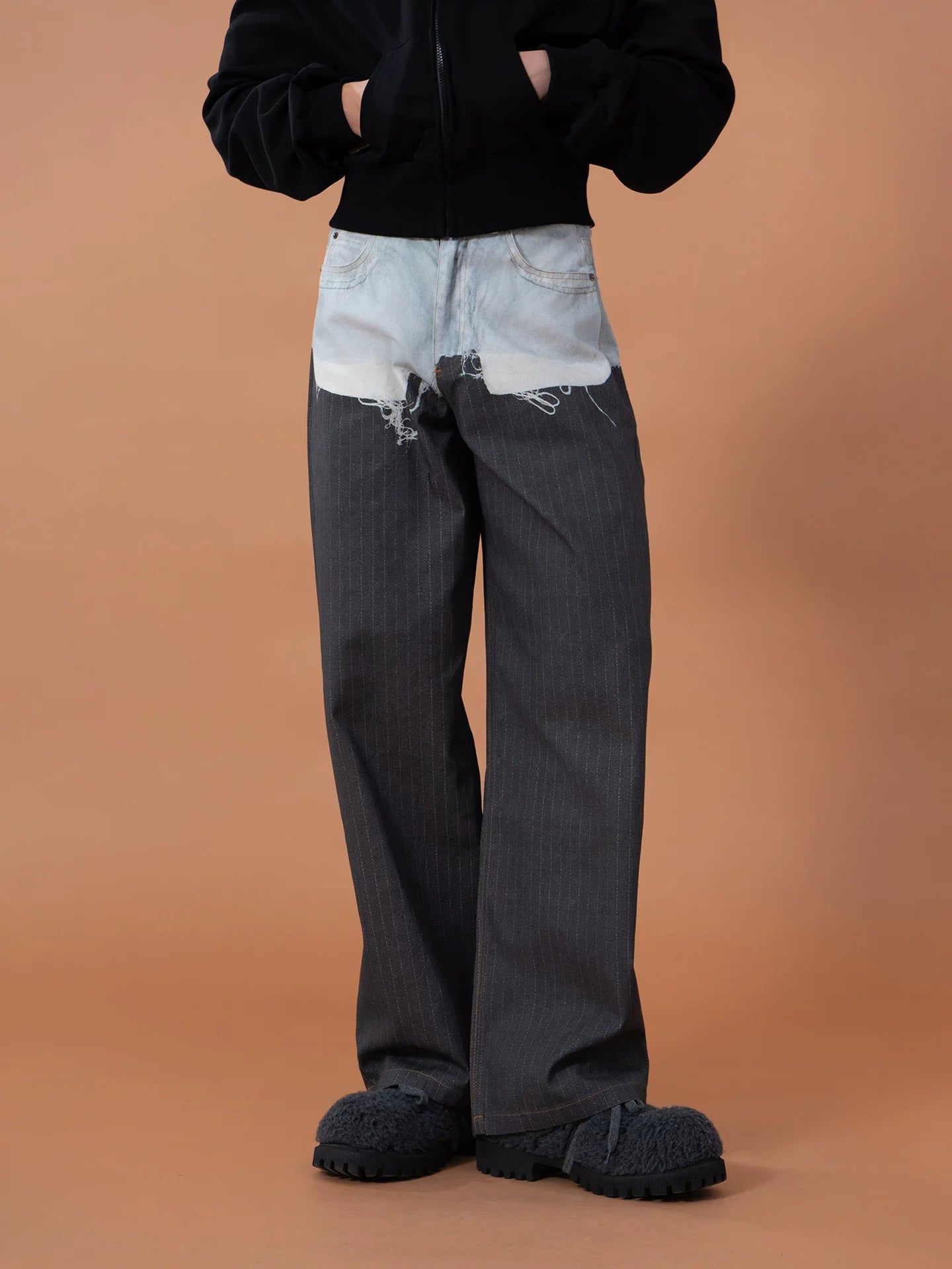 Men's Gray Colorblock Striped Printed Jeans