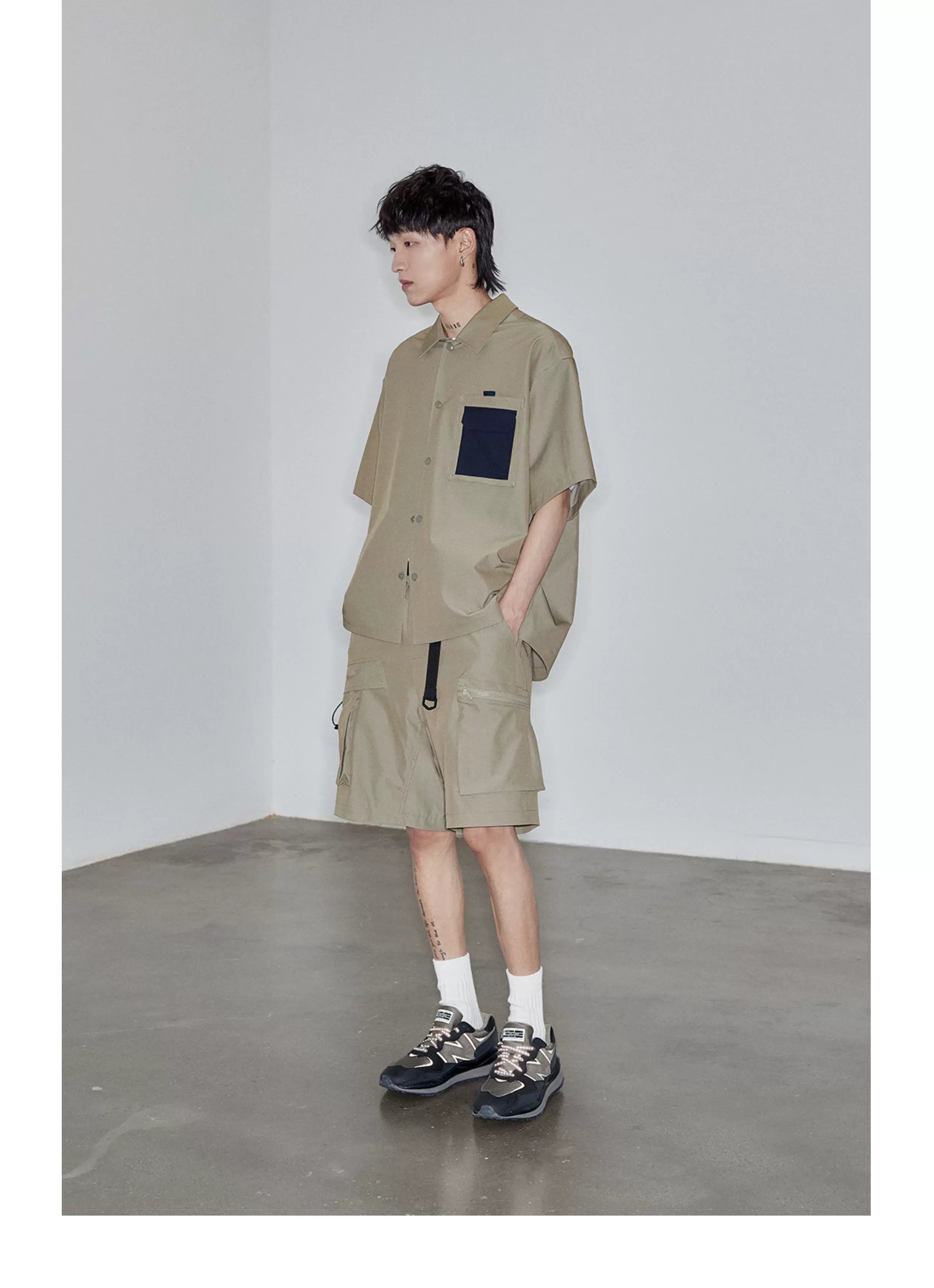 Magnetic Belted Elastic Multi-pocket Shorts