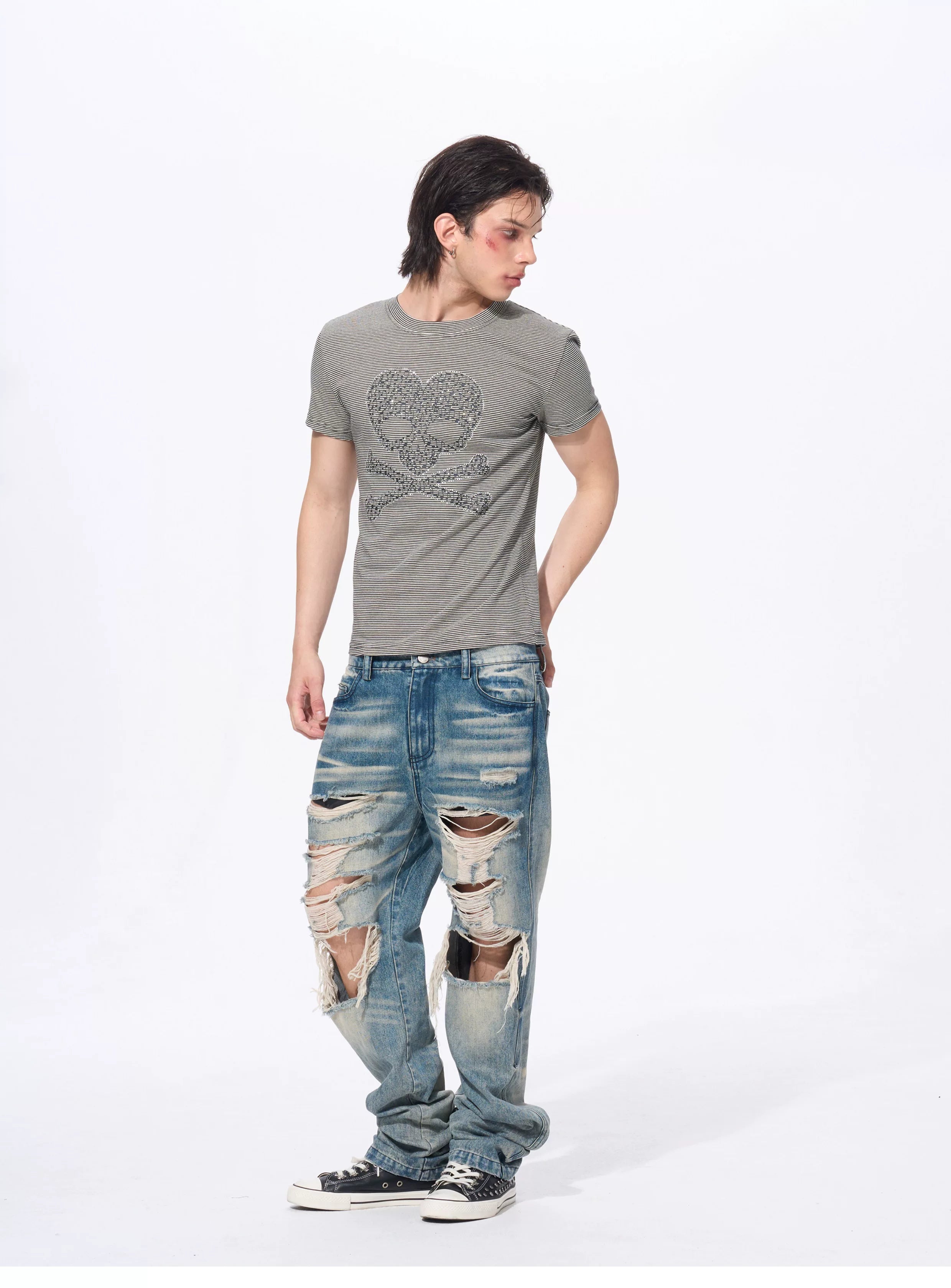 Men’s Striped Skull Print T-Shirt