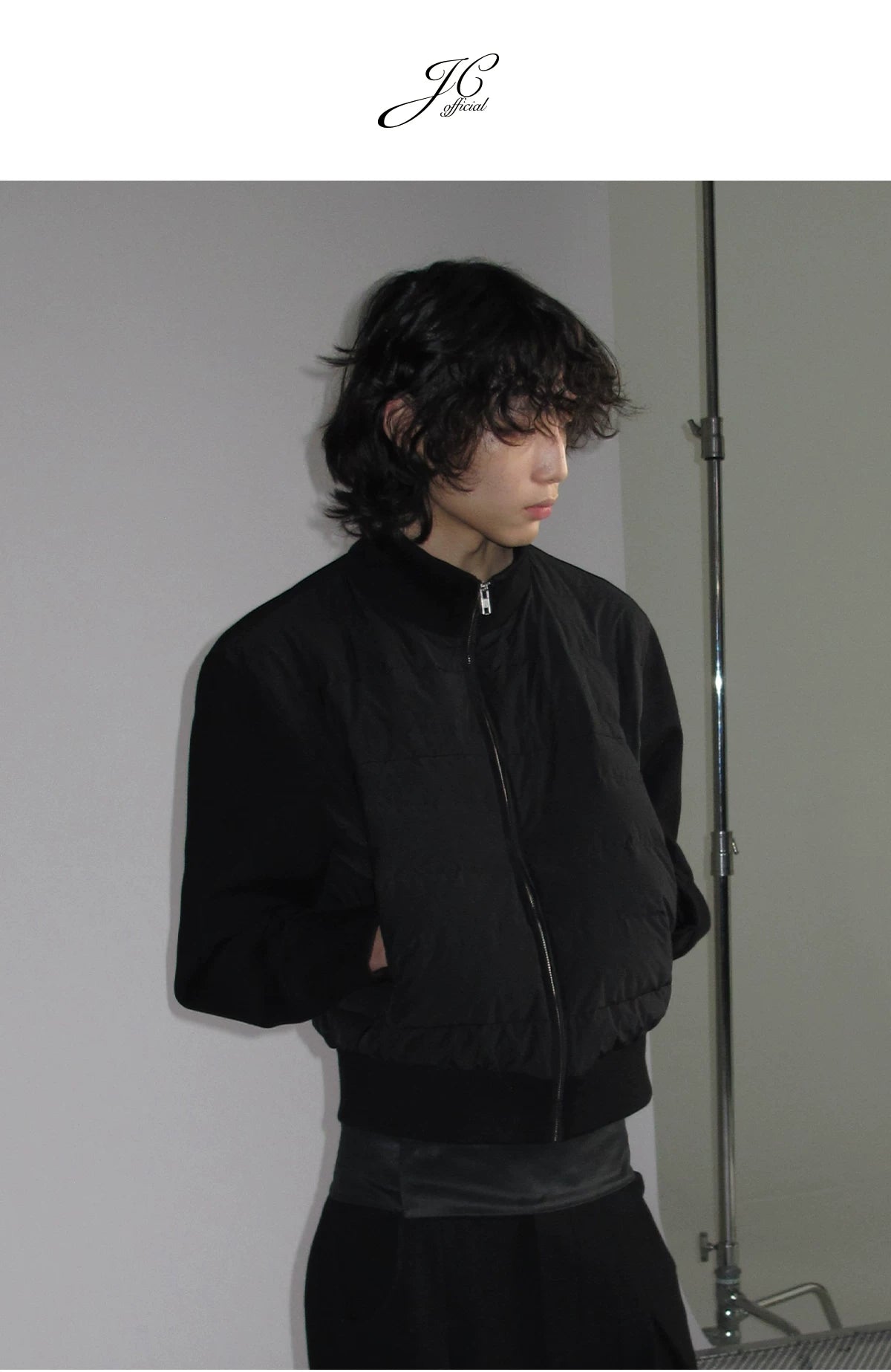 Lightweight Ribbed Stand Collar Down Jacket