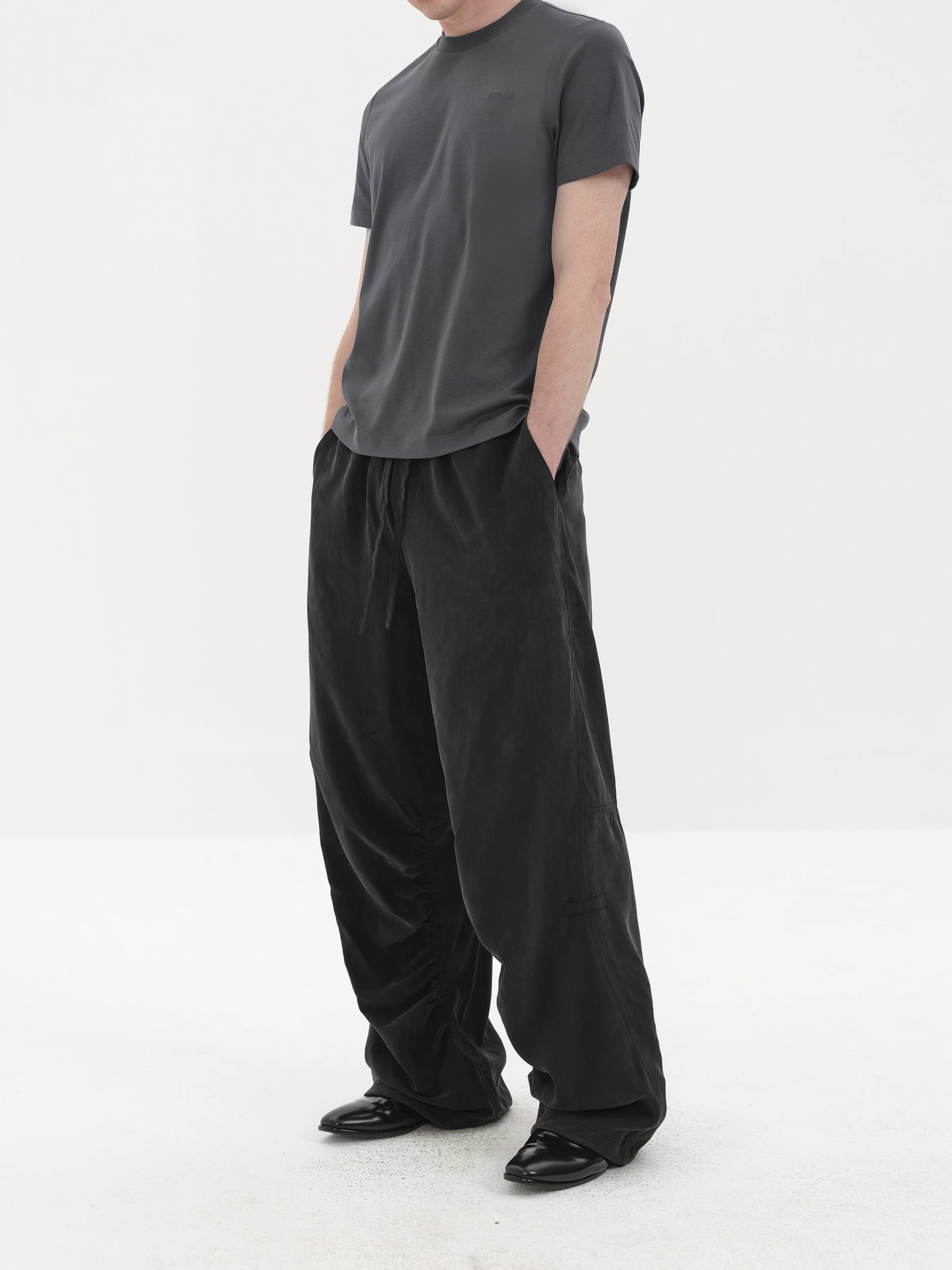 Sand Washed Pleated Tencel Pants