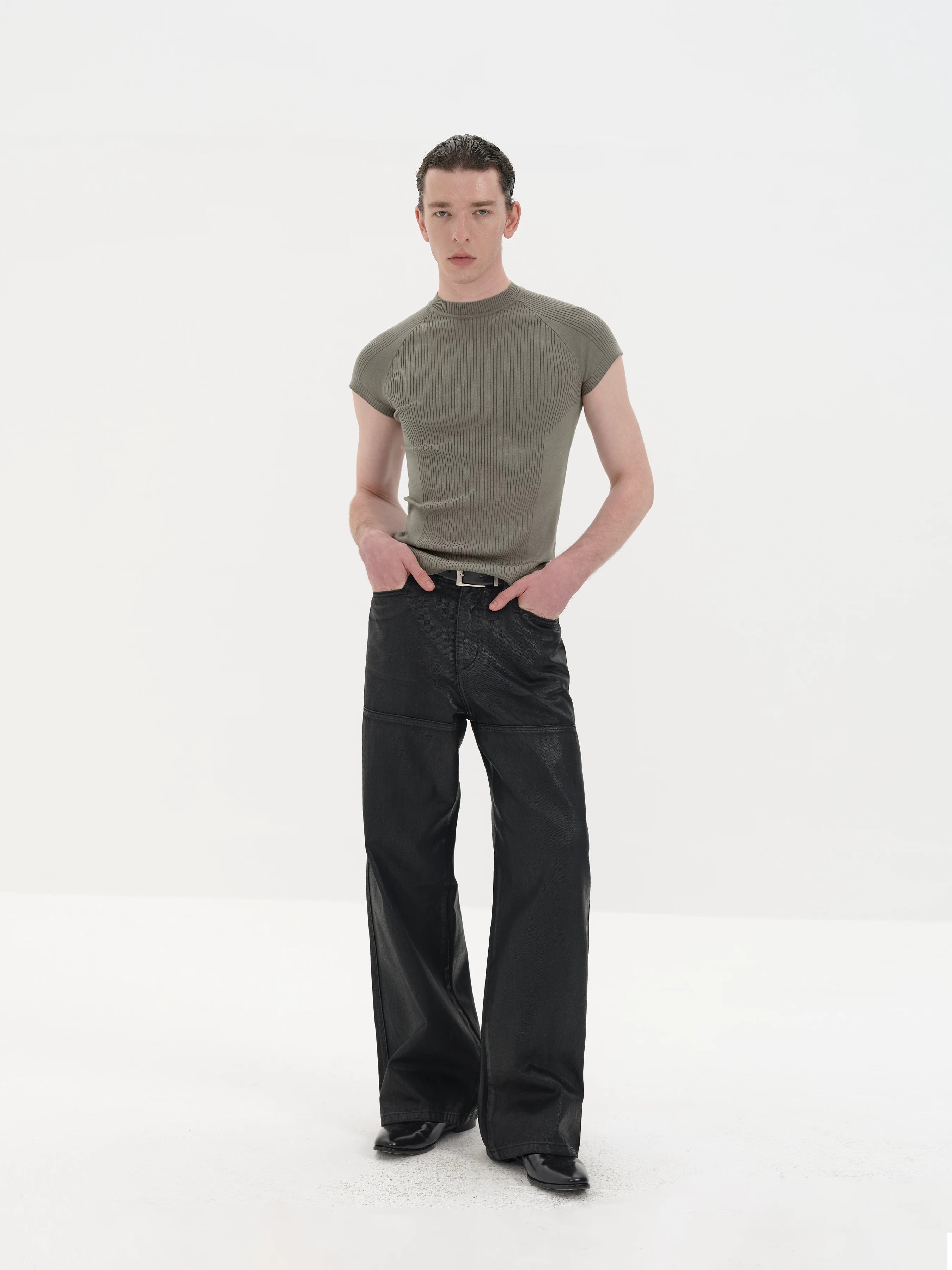 Lightweight Ribbed Short Sleeves