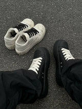 Unisex Distressed Low-Top Leather Platform Sneakers