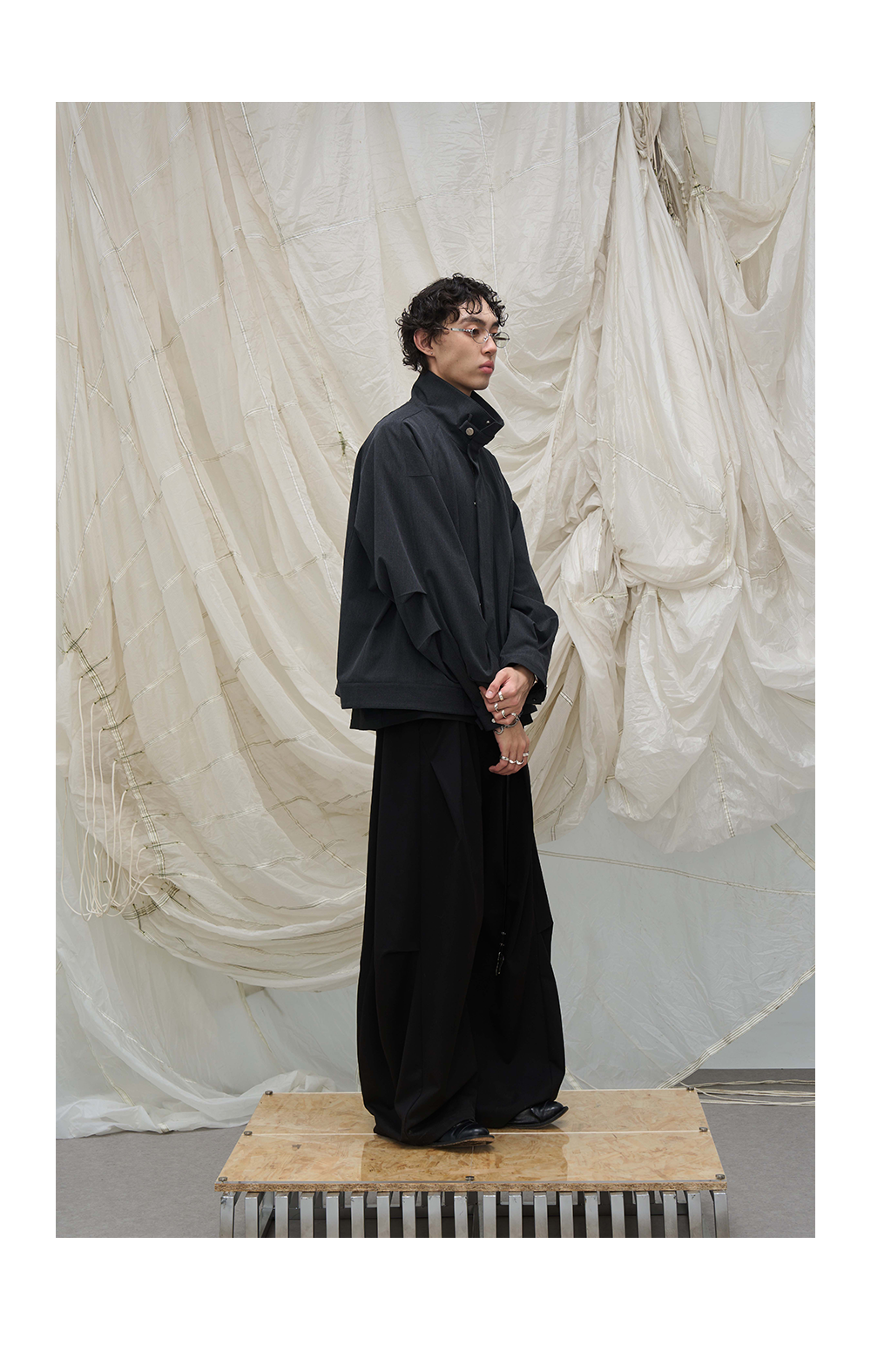 Loose Draped Pleated Curved Trousers
