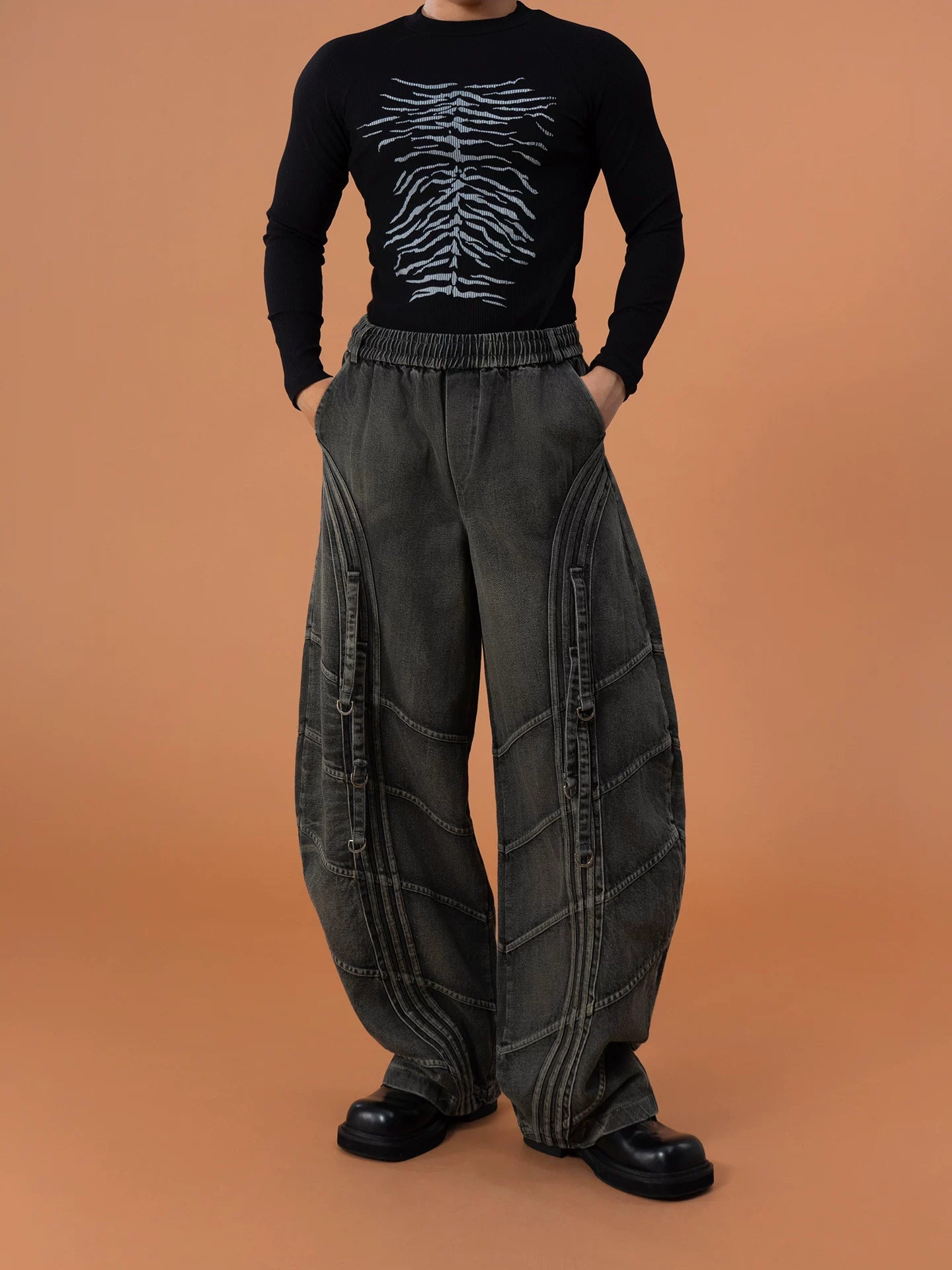 Men's Gray Curved Wide Leg Jeans