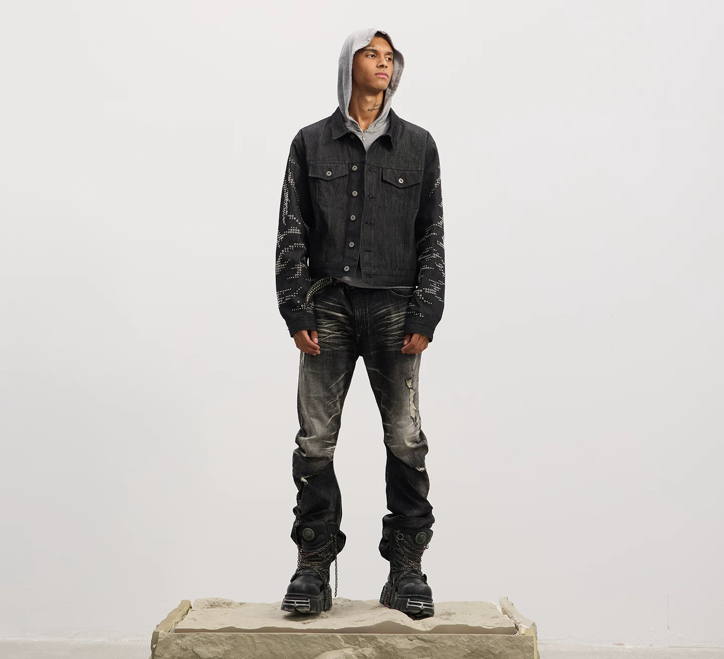 Curved Leg Stretchy Washed Distressed Jeans