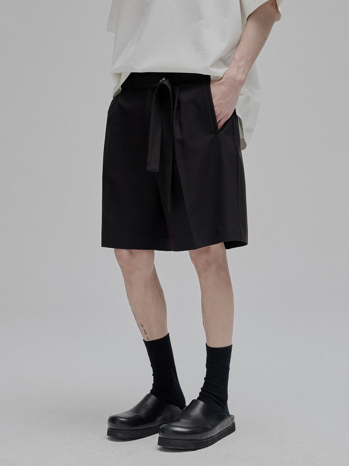 Draped Drawstring Wide Shorts