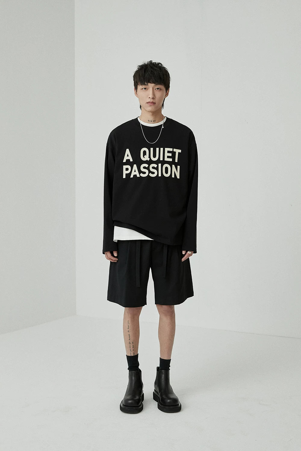 Draped Drawstring Elastic Waist Pleated Shorts